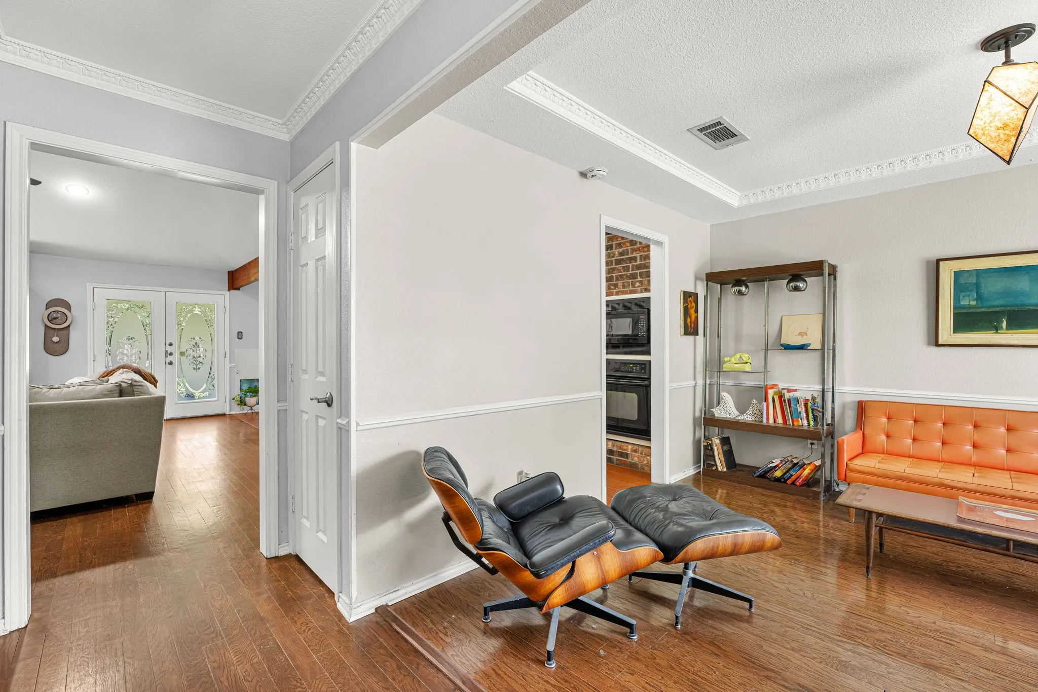 Single Family Residence For Sale in Tarrant County , 4600 Applewood Road, Fort Worth, Texas 76133, 4 Bedroom, 2 Bathroom, 2 Garage spaces, 1,871 Sqft, built in 1983, mls#21336106, Real Estate Agent in Fort Worth, Homes For Sale in Tarrant county, Homes For Sale in Fort Worth, Realtor in Fort Worth Texas, Real Estate Brokerage Independent Realty Texas, Luminita Cordes Realtor
