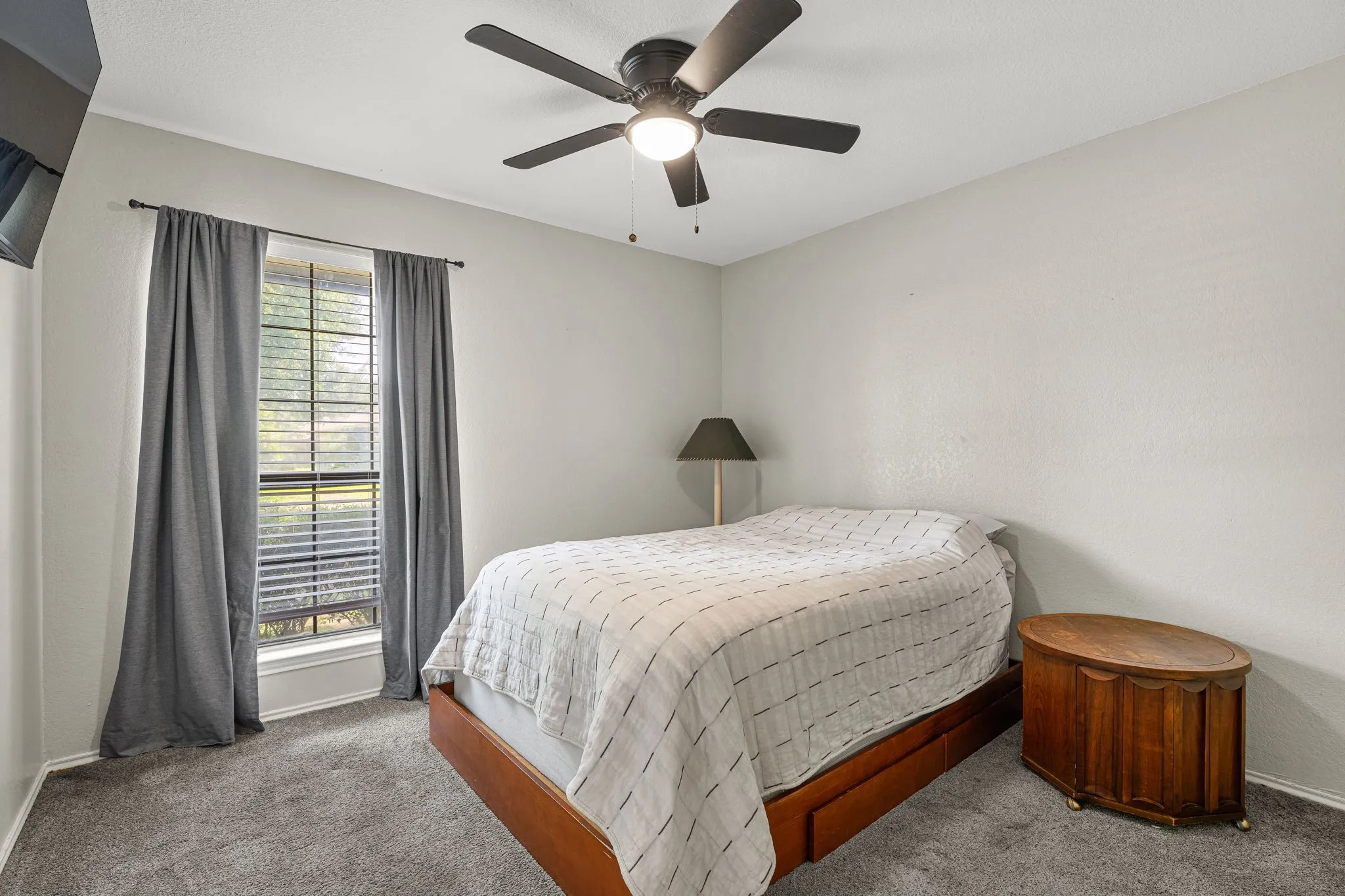 Single Family Residence For Sale in Tarrant County , 4600 Applewood Road, Fort Worth, Texas 76133, 4 Bedroom, 2 Bathroom, 2 Garage spaces, 1,871 Sqft, built in 1983, mls#21336106, Real Estate Agent in Fort Worth, Homes For Sale in Tarrant county, Homes For Sale in Fort Worth, Realtor in Fort Worth Texas, Real Estate Brokerage Independent Realty Texas, Luminita Cordes Realtor