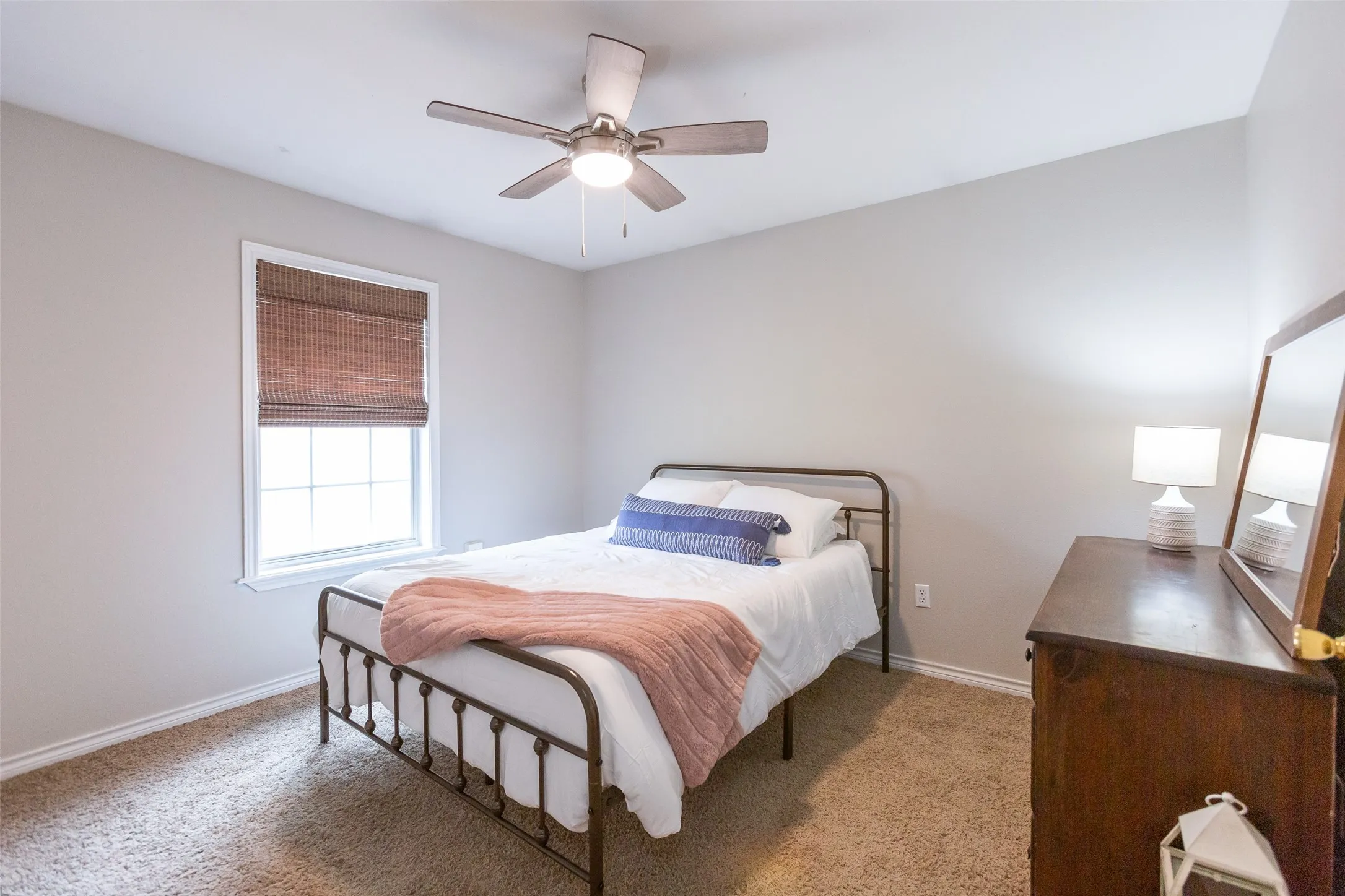 Apartment For Rent in Taylor County , 634 E North 16th Street B, Abilene, Texas 79601, 2 Bedroom, 1 Bathroom, Garage spaces, 794 Sqft, built in 2000, mls#21340410, Real Estate Agent in Abilene, Homes For Rent in Taylor county, Homes For Rent in Abilene, Realtor in Abilene Texas, Real Estate Brokerage Independent Realty Texas, Luminita Cordes Realtor