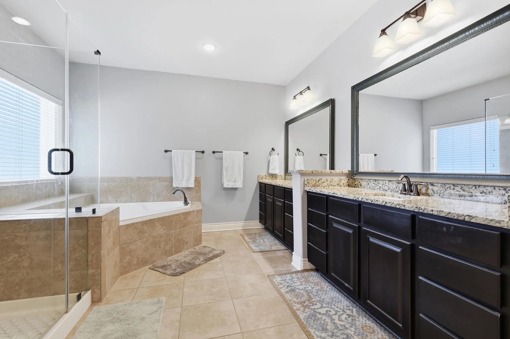 Single Family Residence For Sale in Denton County , 138 Dogwood Drive, Krugerville, Texas 76227, 4 Bedroom, 5 Bathroom, 3 Garage spaces, 4,058 Sqft, built in 2017, mls#21335608, Real Estate Agent in Krugerville, Homes For Sale in Denton county, Homes For Sale in Krugerville, Realtor in Krugerville Texas, Real Estate Brokerage Independent Realty Texas, Luminita Cordes Realtor