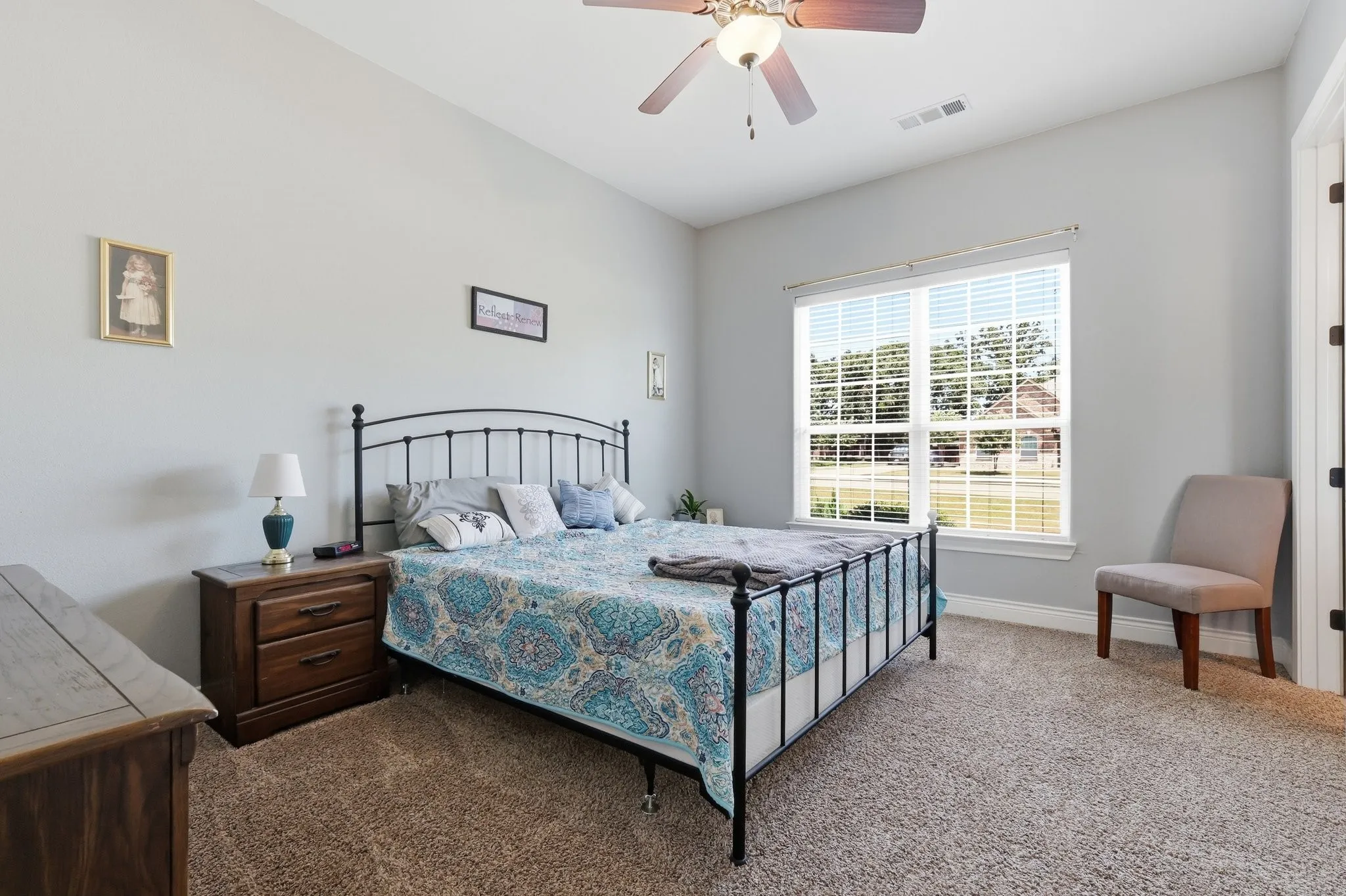 Single Family Residence For Sale in Denton County , 138 Dogwood Drive, Krugerville, Texas 76227, 4 Bedroom, 5 Bathroom, 3 Garage spaces, 4,058 Sqft, built in 2017, mls#21335608, Real Estate Agent in Krugerville, Homes For Sale in Denton county, Homes For Sale in Krugerville, Realtor in Krugerville Texas, Real Estate Brokerage Independent Realty Texas, Luminita Cordes Realtor
