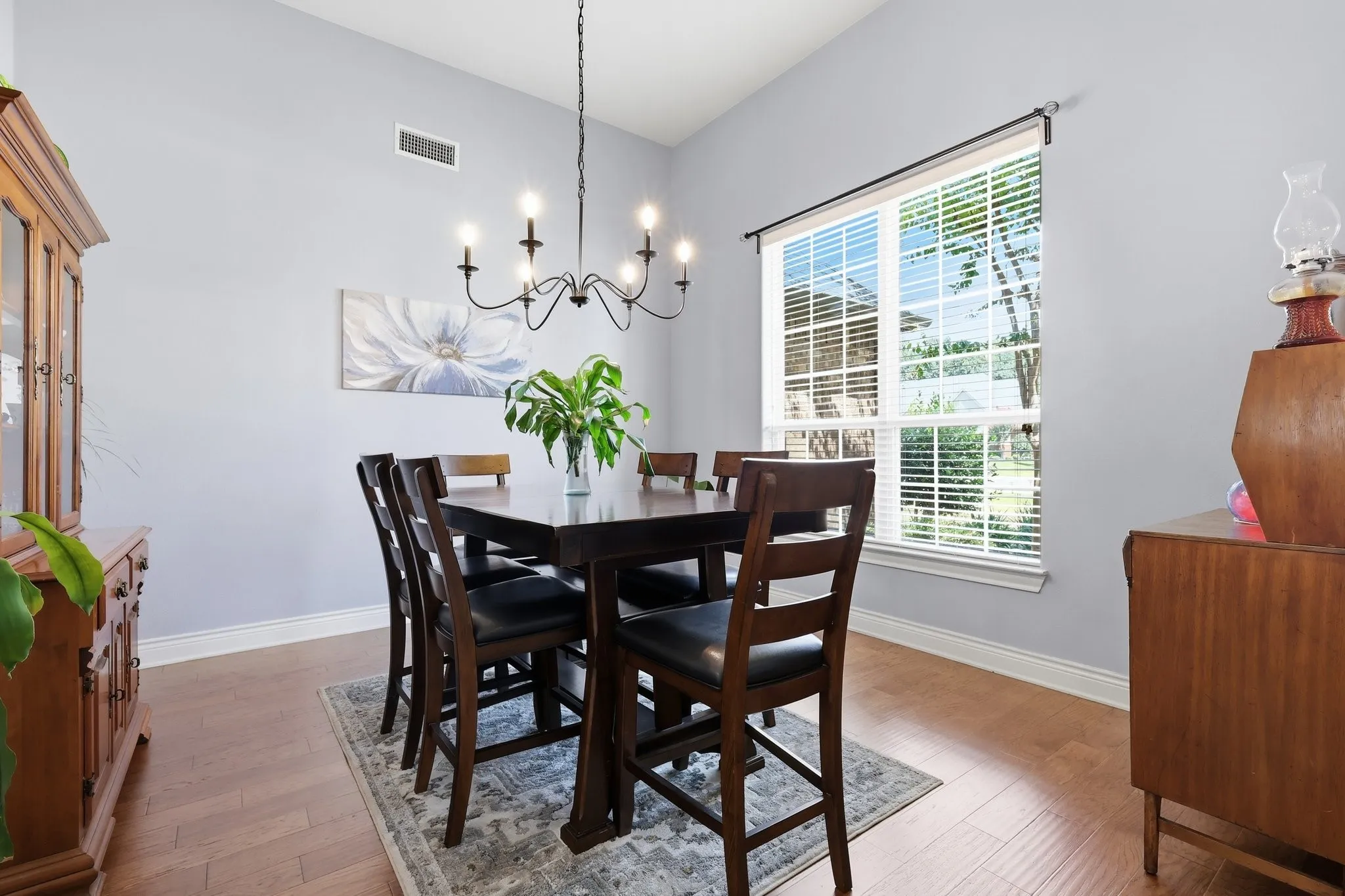 Single Family Residence For Sale in Denton County , 138 Dogwood Drive, Krugerville, Texas 76227, 4 Bedroom, 5 Bathroom, 3 Garage spaces, 4,058 Sqft, built in 2017, mls#21335608, Real Estate Agent in Krugerville, Homes For Sale in Denton county, Homes For Sale in Krugerville, Realtor in Krugerville Texas, Real Estate Brokerage Independent Realty Texas, Luminita Cordes Realtor