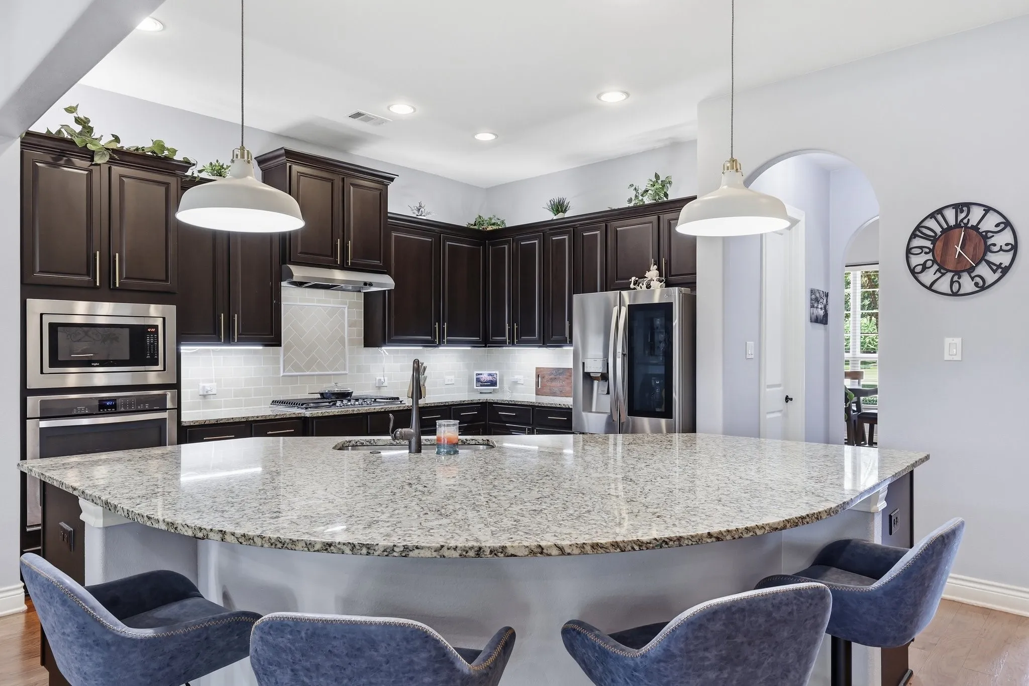 Single Family Residence For Sale in Denton County , 138 Dogwood Drive, Krugerville, Texas 76227, 4 Bedroom, 5 Bathroom, 3 Garage spaces, 4,058 Sqft, built in 2017, mls#21335608, Real Estate Agent in Krugerville, Homes For Sale in Denton county, Homes For Sale in Krugerville, Realtor in Krugerville Texas, Real Estate Brokerage Independent Realty Texas, Luminita Cordes Realtor