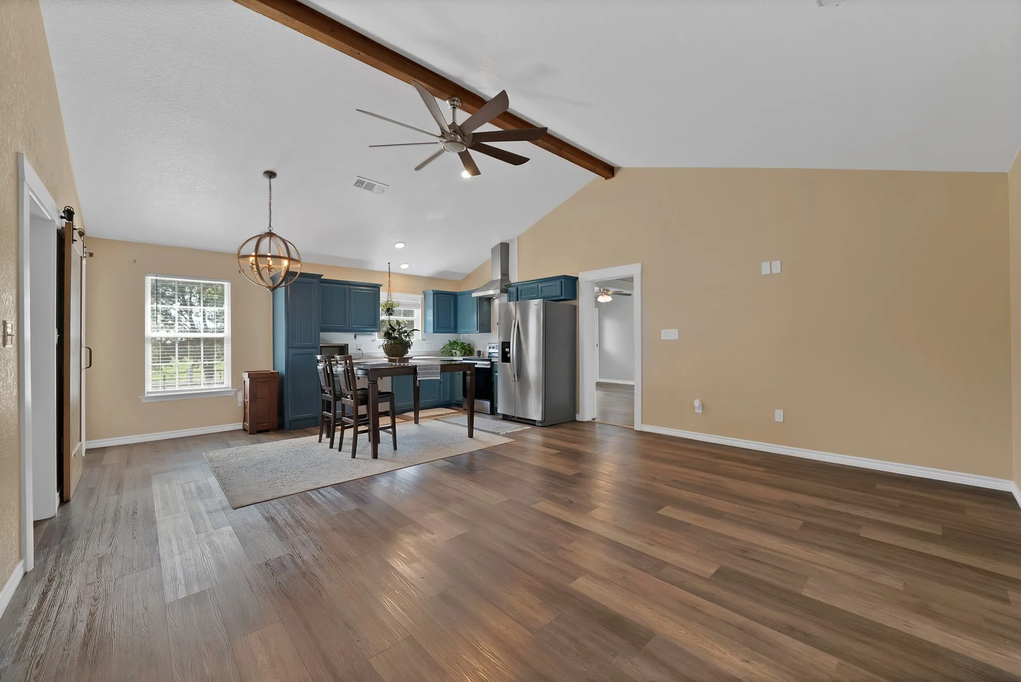Single Family Residence For Sale in Wise County , 1237 Private Road 4219, Decatur, Texas 76234, 2 Bedroom, 2 Bathroom, 2 Garage spaces, 1,194 Sqft, built in 2020, mls#21339688, Real Estate Agent in Decatur, Homes For Sale in Wise county, Homes For Sale in Decatur, Realtor in Decatur Texas, Real Estate Brokerage Independent Realty Texas, Luminita Cordes Realtor