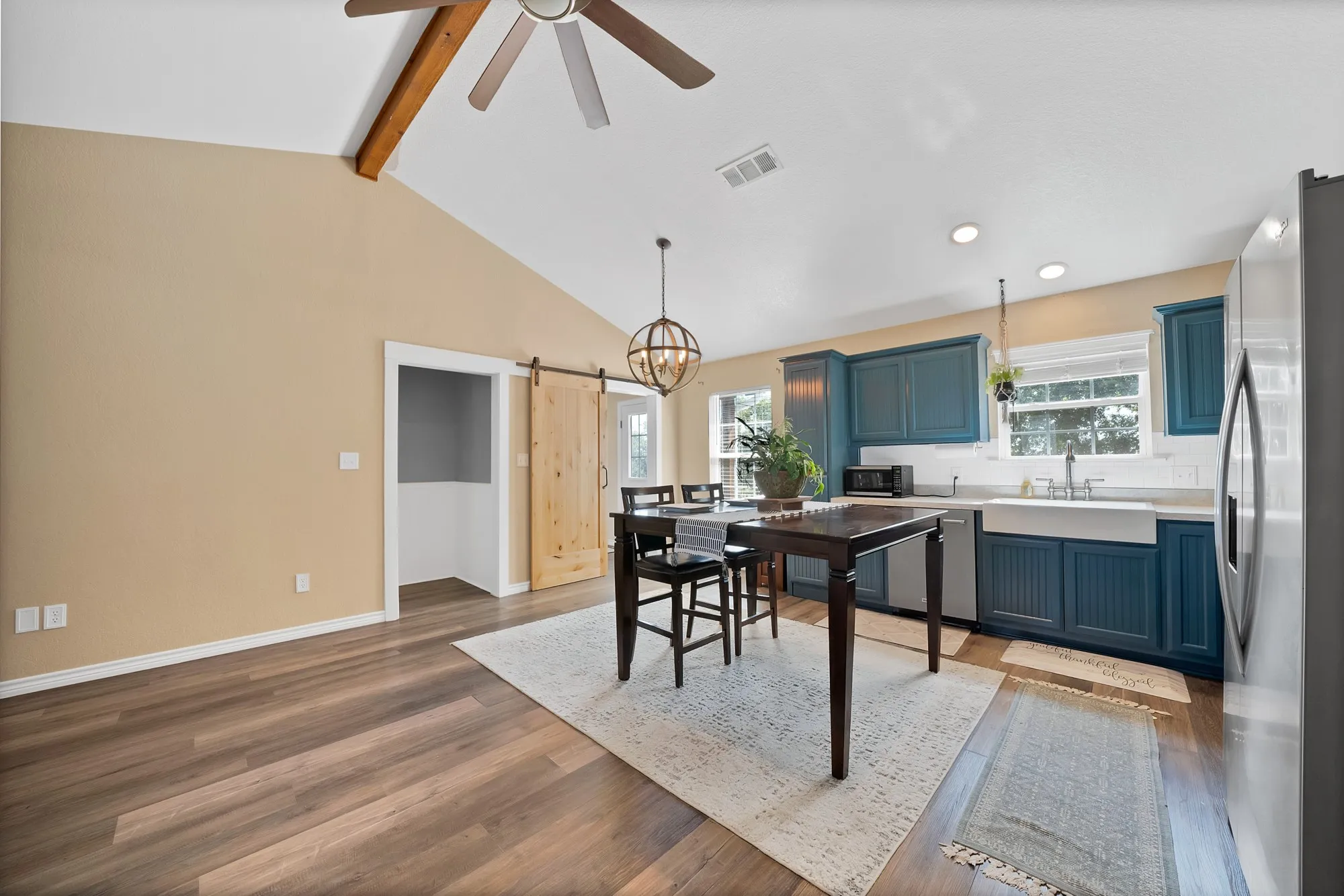 Single Family Residence For Sale in Wise County , 1237 Private Road 4219, Decatur, Texas 76234, 2 Bedroom, 2 Bathroom, 2 Garage spaces, 1,194 Sqft, built in 2020, mls#21339688, Real Estate Agent in Decatur, Homes For Sale in Wise county, Homes For Sale in Decatur, Realtor in Decatur Texas, Real Estate Brokerage Independent Realty Texas, Luminita Cordes Realtor