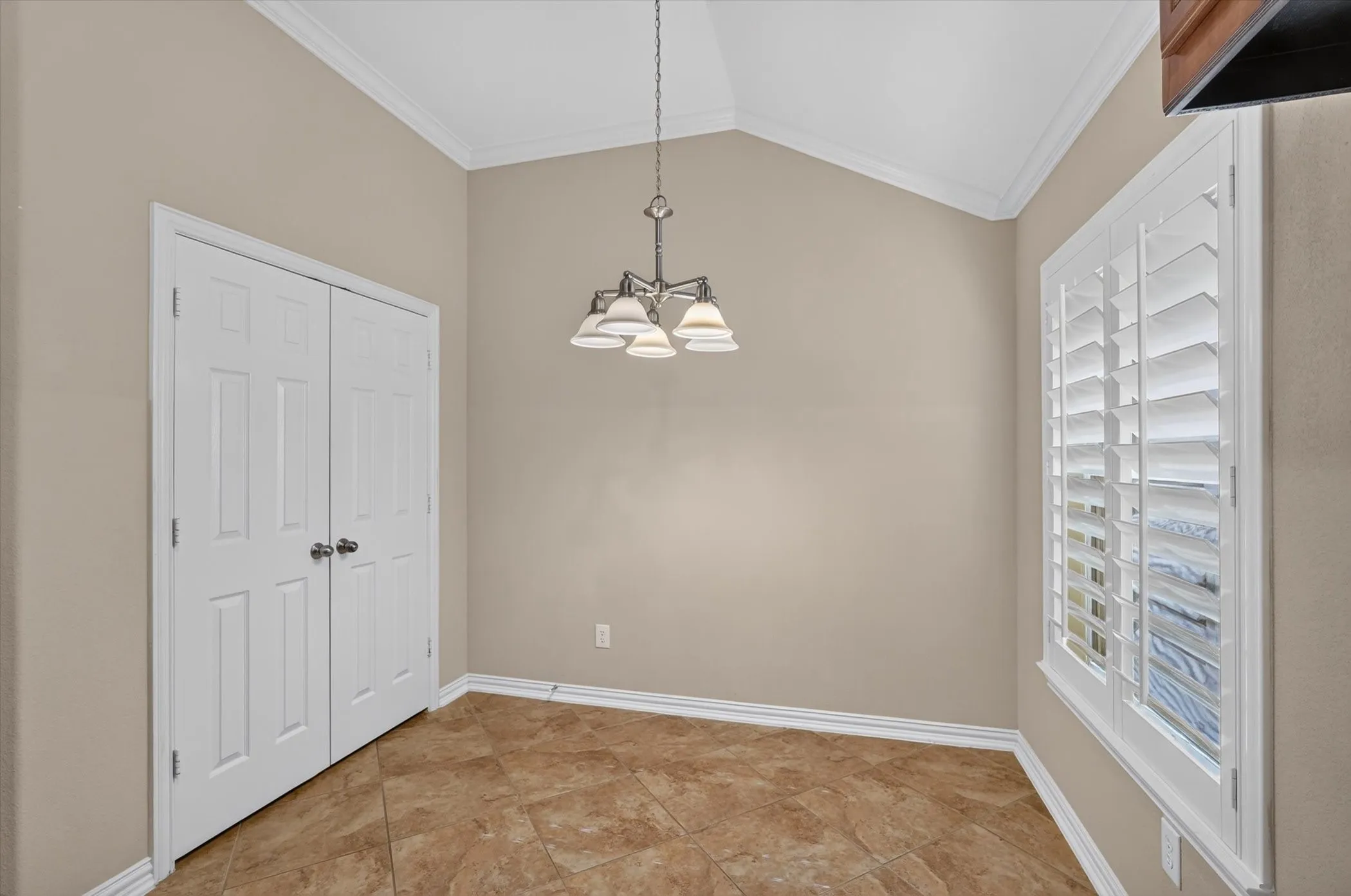 Single Family Residence For Rent in Collin County , 307 Highland Ridge Drive, Wylie, Texas 75098, 3 Bedroom, 2 Bathroom, 2 Garage spaces, 1,975 Sqft, built in 2009, mls#21337350, Real Estate Agent in Wylie, Homes For Rent in Collin county, Homes For Rent in Wylie, Realtor in Wylie Texas, Real Estate Brokerage Independent Realty Texas, Luminita Cordes Realtor