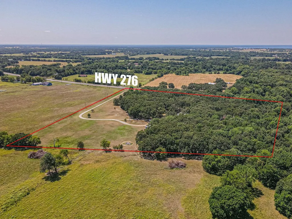 Mobile Home For Sale in Rains County , 6264 State Highway 276, Point, Texas 75472, 3 Bedroom, 2 Bathroom, Garage spaces, 1,568 Sqft, built in 1992, mls#21337008, Real Estate Agent in Point, Homes For Sale in Rains county, Homes For Sale in Point, Realtor in Point Texas, Real Estate Brokerage Independent Realty Texas, Luminita Cordes Realtor