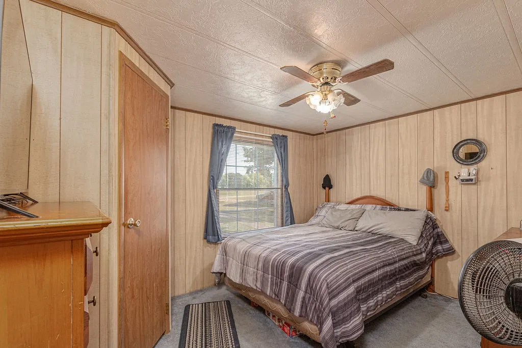Mobile Home For Sale in Rains County , 6264 State Highway 276, Point, Texas 75472, 3 Bedroom, 2 Bathroom, Garage spaces, 1,568 Sqft, built in 1992, mls#21337008, Real Estate Agent in Point, Homes For Sale in Rains county, Homes For Sale in Point, Realtor in Point Texas, Real Estate Brokerage Independent Realty Texas, Luminita Cordes Realtor