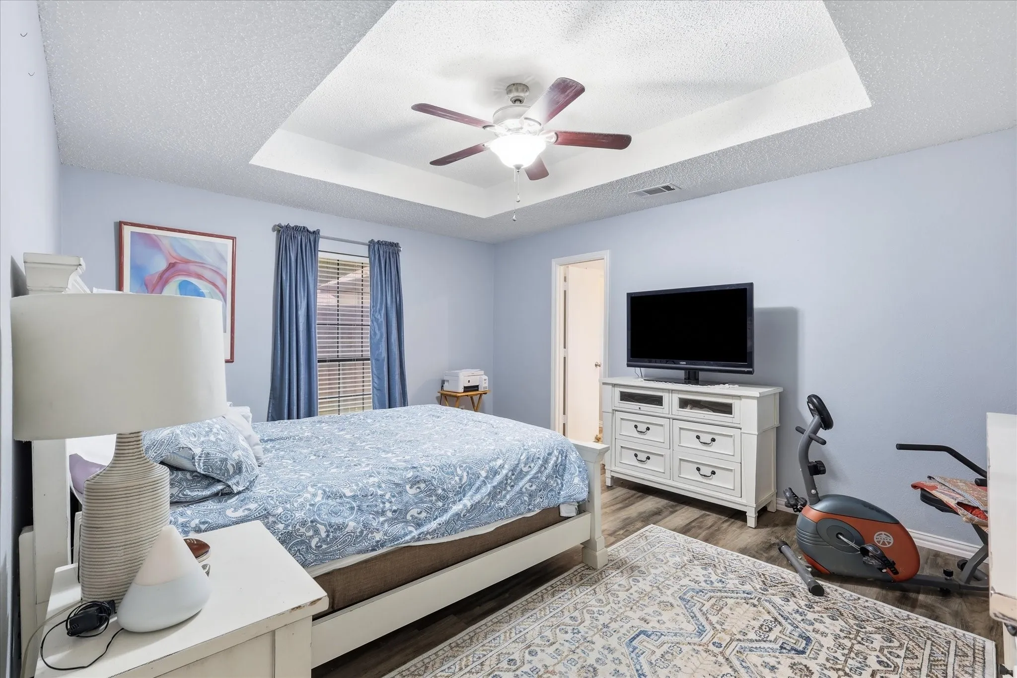 Single Family Residence For Sale in Denton County , 3213 Brooke Street, Denton, Texas 76207, 3 Bedroom, 2 Bathroom, 2 Garage spaces, 1,495 Sqft, built in 1985, mls#21340158, Real Estate Agent in Denton, Homes For Sale in Denton county, Homes For Sale in Denton, Realtor in Denton Texas, Real Estate Brokerage Independent Realty Texas, Luminita Cordes Realtor