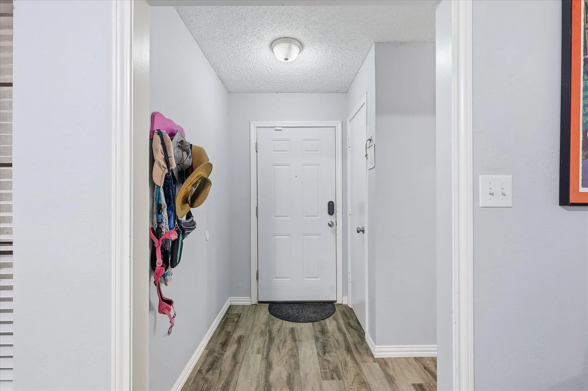 Single Family Residence For Sale in Denton County , 3213 Brooke Street, Denton, Texas 76207, 3 Bedroom, 2 Bathroom, 2 Garage spaces, 1,495 Sqft, built in 1985, mls#21340158, Real Estate Agent in Denton, Homes For Sale in Denton county, Homes For Sale in Denton, Realtor in Denton Texas, Real Estate Brokerage Independent Realty Texas, Luminita Cordes Realtor