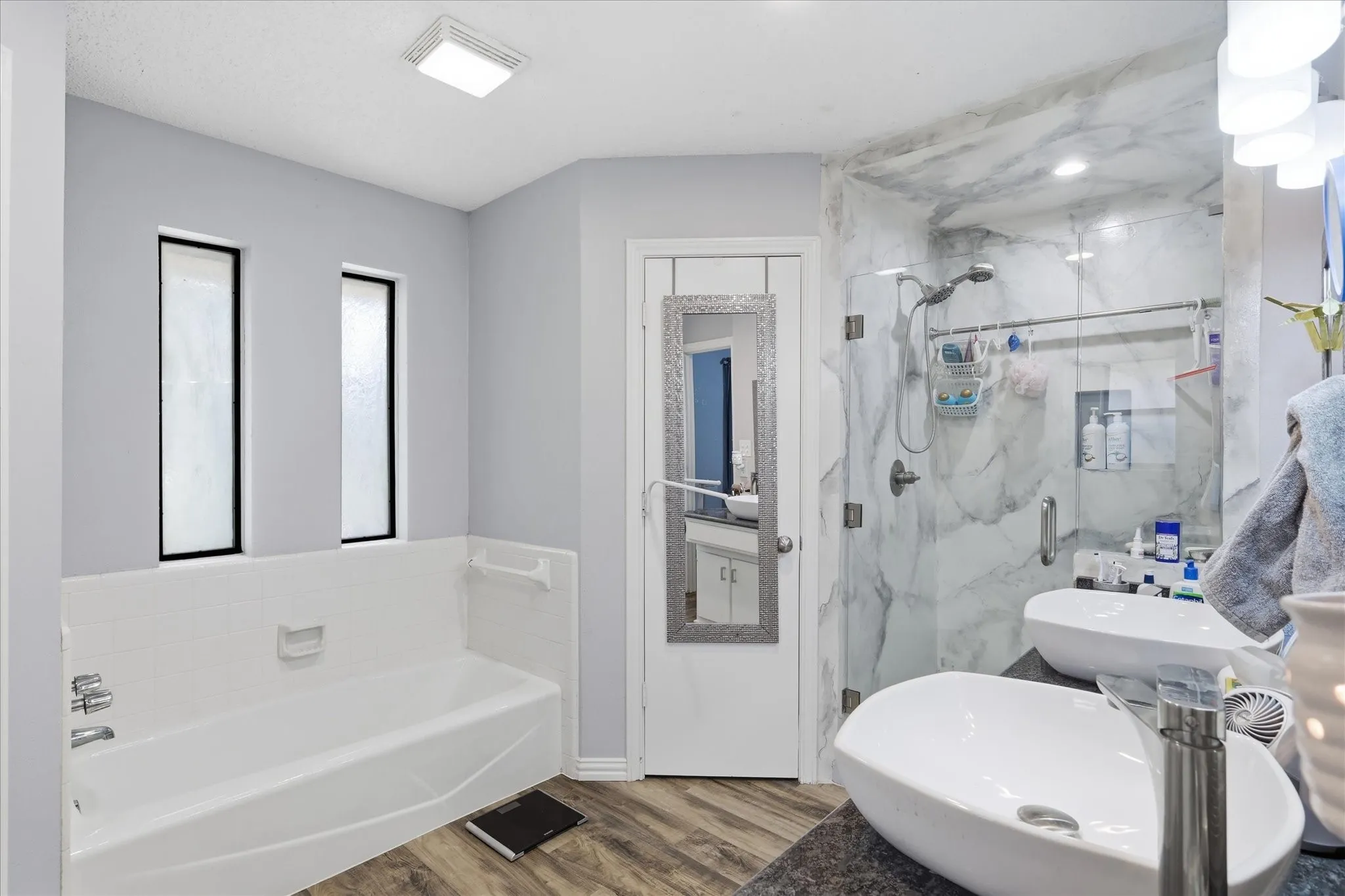 Single Family Residence For Sale in Denton County , 3213 Brooke Street, Denton, Texas 76207, 3 Bedroom, 2 Bathroom, 2 Garage spaces, 1,495 Sqft, built in 1985, mls#21340158, Real Estate Agent in Denton, Homes For Sale in Denton county, Homes For Sale in Denton, Realtor in Denton Texas, Real Estate Brokerage Independent Realty Texas, Luminita Cordes Realtor