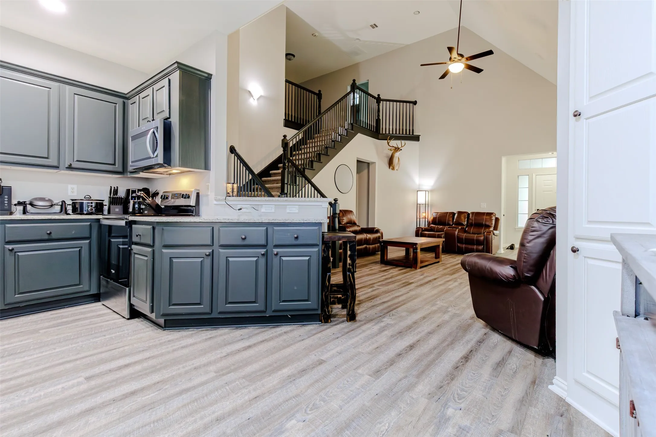 Townhouse For Sale in Wise County , 230 Greathouse Village, Decatur, Texas 76234, 2 Bedroom, 3 Bathroom, 2 Garage spaces, 1,594 Sqft, built in 2006, mls#21333234, Real Estate Agent in Decatur, Homes For Sale in Wise county, Homes For Sale in Decatur, Realtor in Decatur Texas, Real Estate Brokerage Independent Realty Texas, Luminita Cordes Realtor