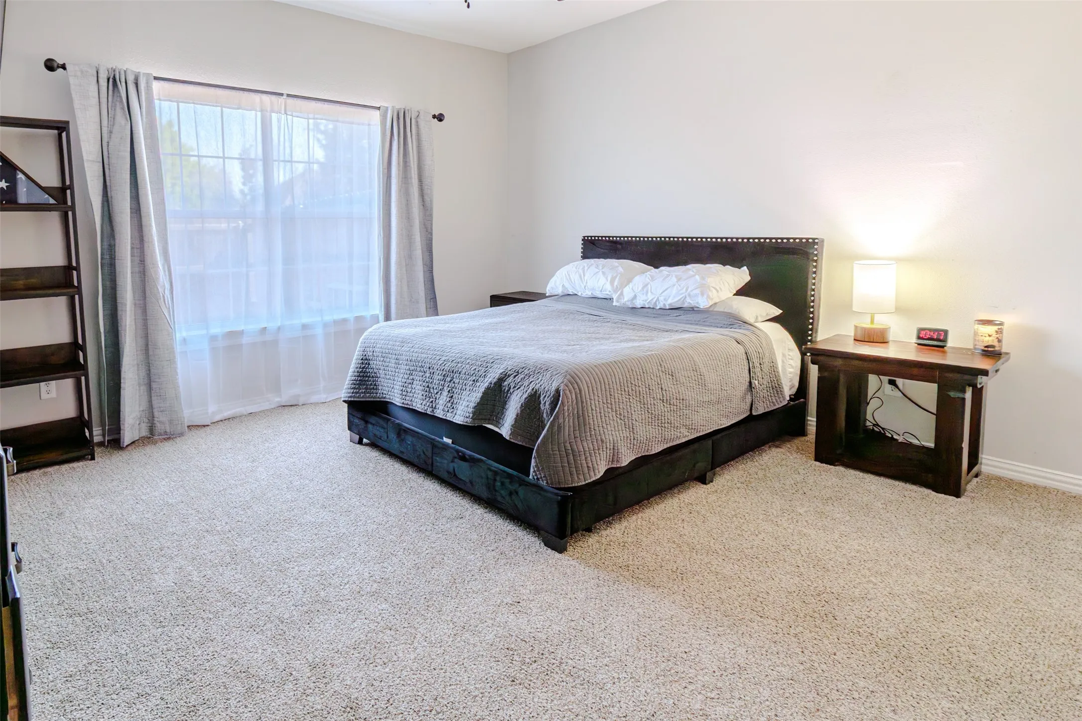 Townhouse For Sale in Wise County , 230 Greathouse Village, Decatur, Texas 76234, 2 Bedroom, 3 Bathroom, 2 Garage spaces, 1,594 Sqft, built in 2006, mls#21333234, Real Estate Agent in Decatur, Homes For Sale in Wise county, Homes For Sale in Decatur, Realtor in Decatur Texas, Real Estate Brokerage Independent Realty Texas, Luminita Cordes Realtor