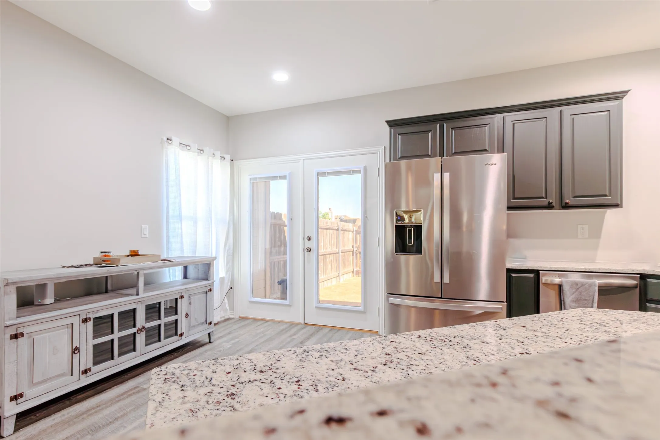 Townhouse For Sale in Wise County , 230 Greathouse Village, Decatur, Texas 76234, 2 Bedroom, 3 Bathroom, 2 Garage spaces, 1,594 Sqft, built in 2006, mls#21333234, Real Estate Agent in Decatur, Homes For Sale in Wise county, Homes For Sale in Decatur, Realtor in Decatur Texas, Real Estate Brokerage Independent Realty Texas, Luminita Cordes Realtor