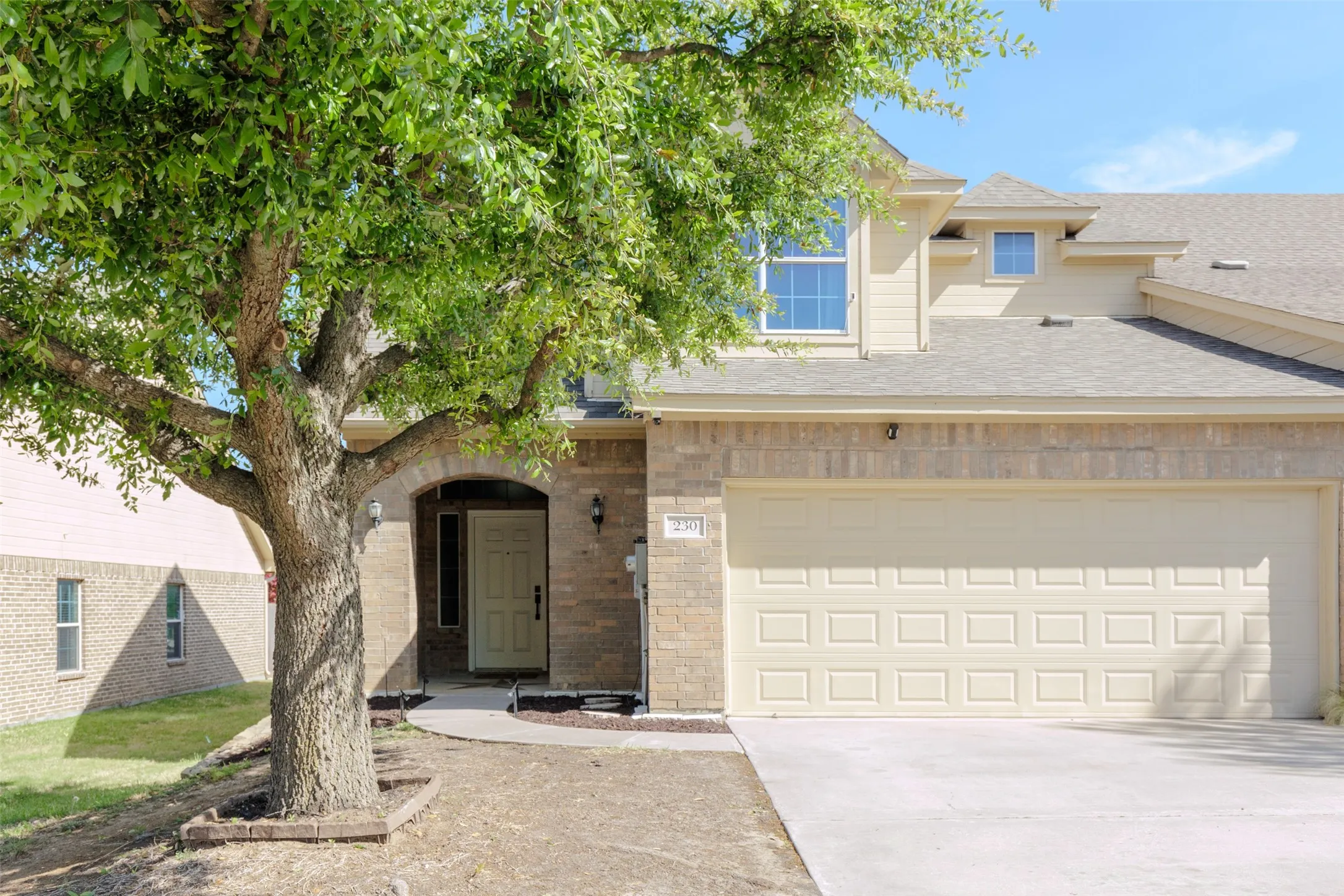 Townhouse For Sale in Wise County , 230 Greathouse Village, Decatur, Texas 76234, 2 Bedroom, 3 Bathroom, 2 Garage spaces, 1,594 Sqft, built in 2006, mls#21333234, Real Estate Agent in Decatur, Homes For Sale in Wise county, Homes For Sale in Decatur, Realtor in Decatur Texas, Real Estate Brokerage Independent Realty Texas, Luminita Cordes Realtor