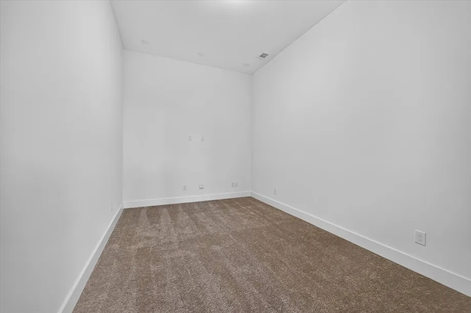 Single Family Residence For Sale in Grayson County , 516 Stallion Lane, Van Alstyne, Texas 75495, 4 Bedroom, 4 Bathroom, 3 Garage spaces, 2,822 Sqft, built in 2026, mls#21340066, Real Estate Agent in Van Alstyne, Homes For Sale in Grayson county, Homes For Sale in Van Alstyne, Realtor in Van Alstyne Texas, Real Estate Brokerage Independent Realty Texas, Luminita Cordes Realtor