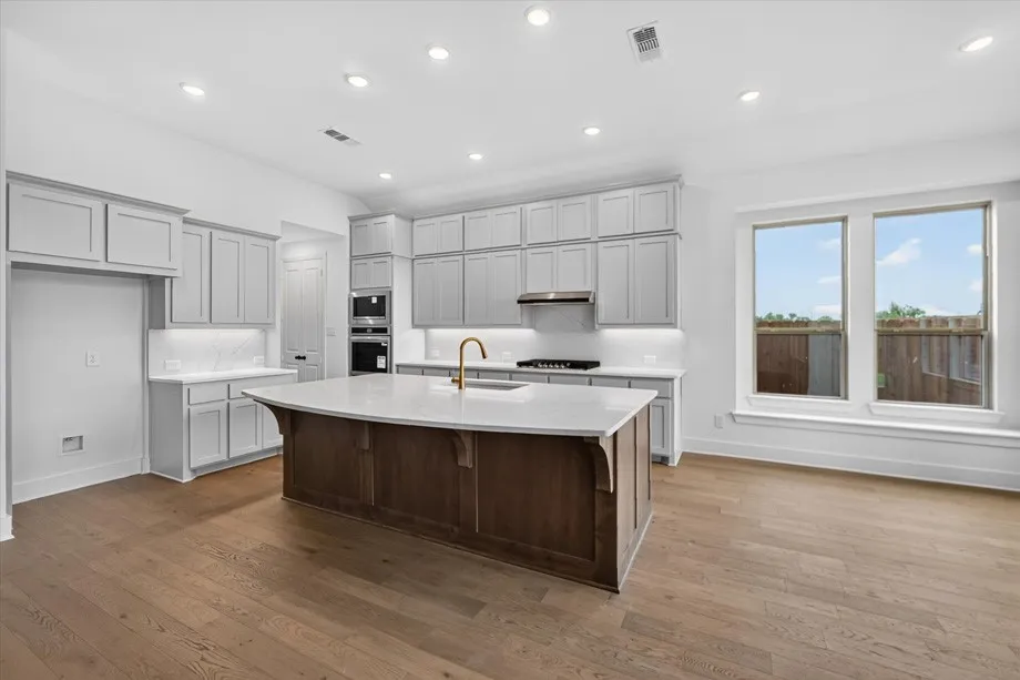 Single Family Residence For Sale in Grayson County , 516 Stallion Lane, Van Alstyne, Texas 75495, 4 Bedroom, 4 Bathroom, 3 Garage spaces, 2,822 Sqft, built in 2026, mls#21340066, Real Estate Agent in Van Alstyne, Homes For Sale in Grayson county, Homes For Sale in Van Alstyne, Realtor in Van Alstyne Texas, Real Estate Brokerage Independent Realty Texas, Luminita Cordes Realtor