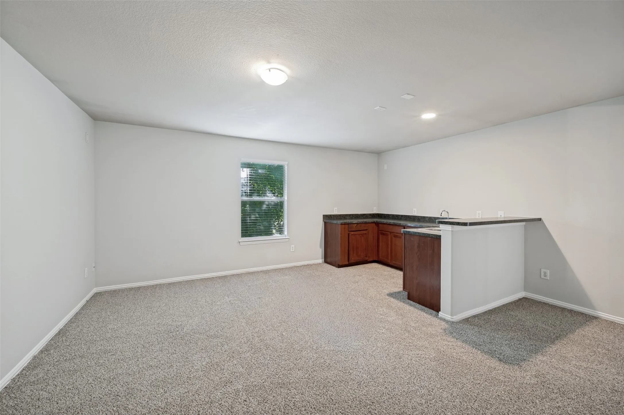 Single Family Residence For Sale in Denton County , 1604 Goodwin Drive, Providence Village, Texas 76227, 5 Bedroom, 3 Bathroom, 2 Garage spaces, 2,795 Sqft, built in 2007, mls#21316139, Real Estate Agent in Providence Village, Homes For Sale in Denton county, Homes For Sale in Providence Village, Realtor in Providence Village Texas, Real Estate Brokerage Independent Realty Texas, Luminita Cordes Realtor