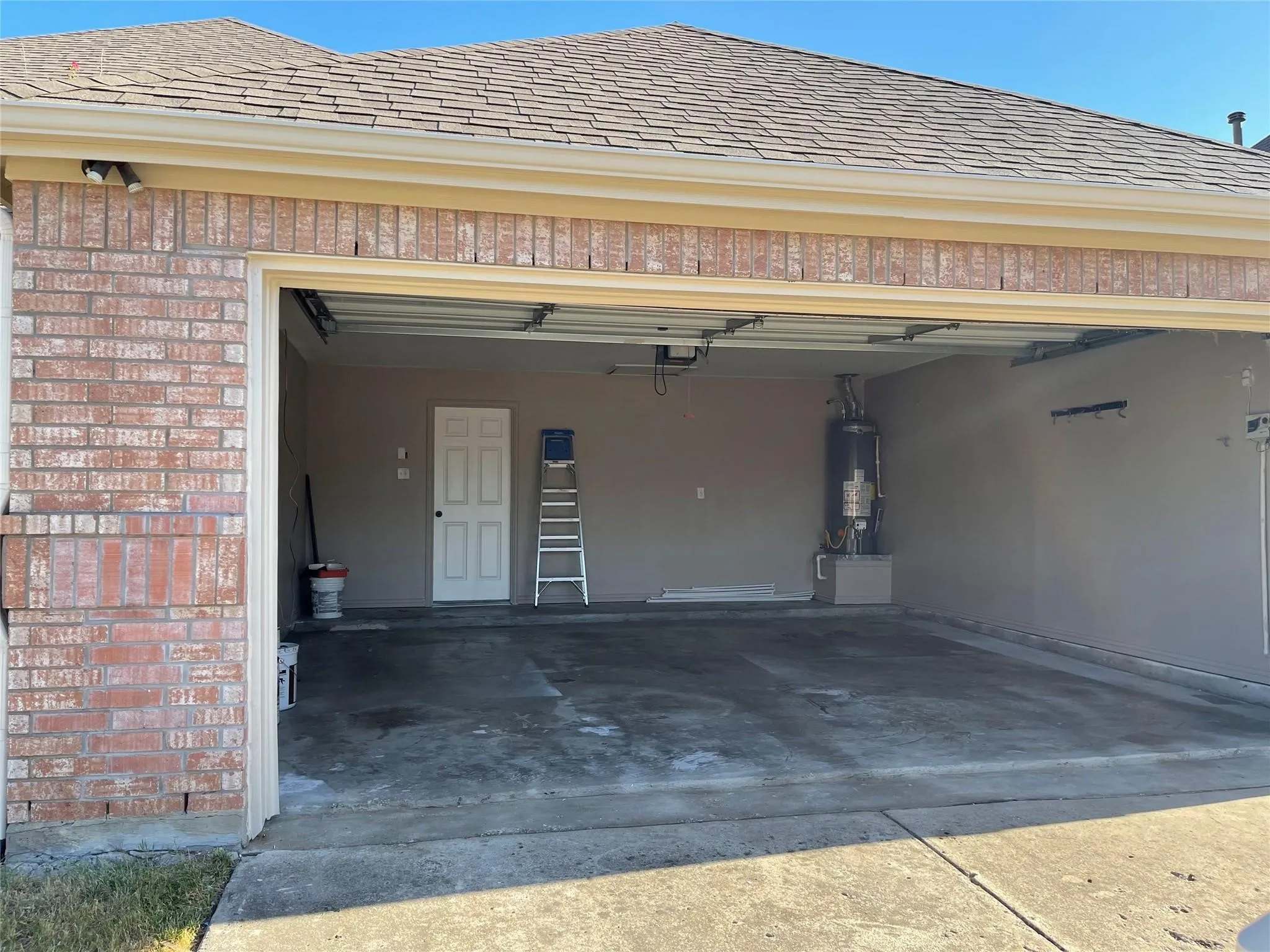 Single Family Residence For Rent in Denton County , 3046 Morning Star Drive, Little Elm, Texas 75068, 4 Bedrooms, 2 Bathrooms, 2 Garage spaces, 2,518 Sqft, built in 2006, Price $2,725, mls#21340447, Real Estate Agent in Little Elm, Homes For Rent in Denton county, Homes For Rent in Little Elm, Realtor in Little Elm Texas, Real Estate Brokerage Independent Realty Texas, Luminita Cordes Realtor