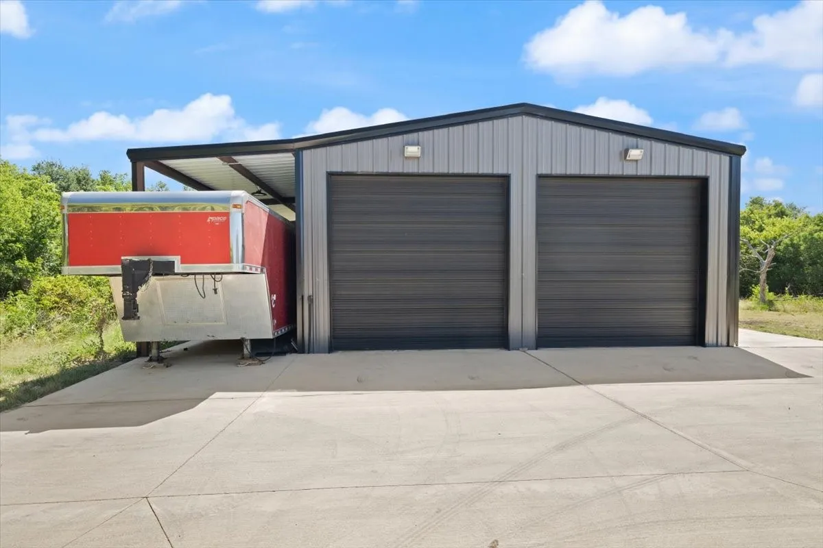 Single Family Residence For Sale in Parker County , 1028 Gatlin Circle, Springtown, Texas 76082, 3 Bedroom, 3 Bathroom, 4 Garage spaces, 2,365 Sqft, built in 2023, mls#21340443, Real Estate Agent in Springtown, Homes For Sale in Parker county, Homes For Sale in Springtown, Realtor in Springtown Texas, Real Estate Brokerage Independent Realty Texas, Luminita Cordes Realtor