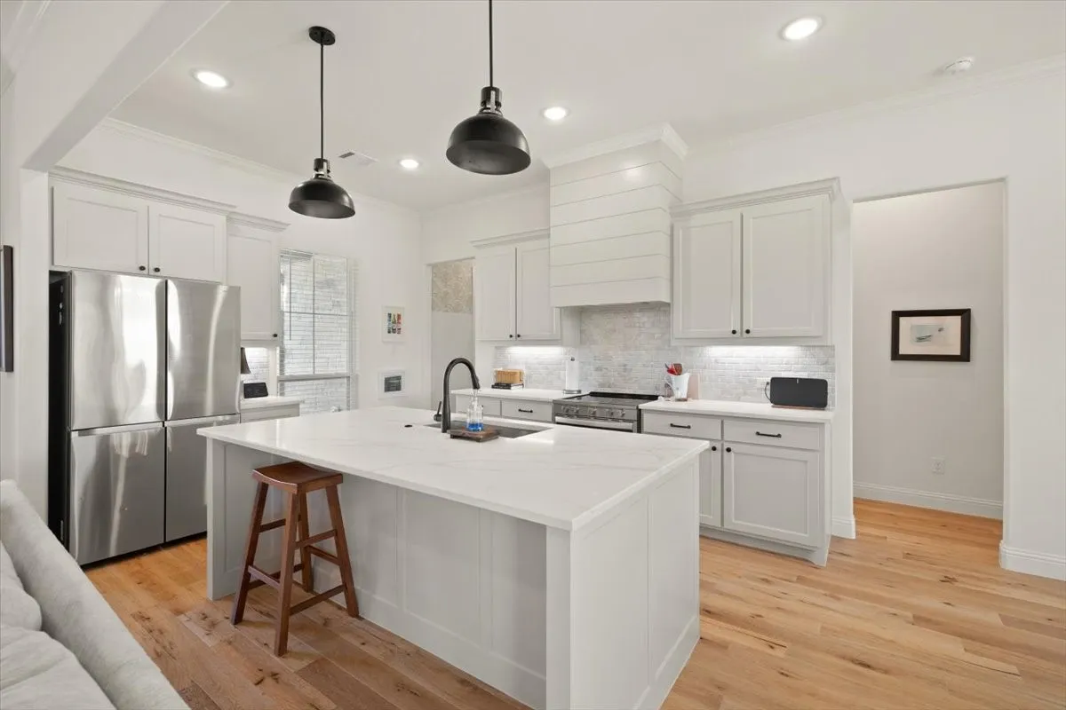 Single Family Residence For Sale in Parker County , 1028 Gatlin Circle, Springtown, Texas 76082, 3 Bedroom, 3 Bathroom, 4 Garage spaces, 2,365 Sqft, built in 2023, mls#21340443, Real Estate Agent in Springtown, Homes For Sale in Parker county, Homes For Sale in Springtown, Realtor in Springtown Texas, Real Estate Brokerage Independent Realty Texas, Luminita Cordes Realtor