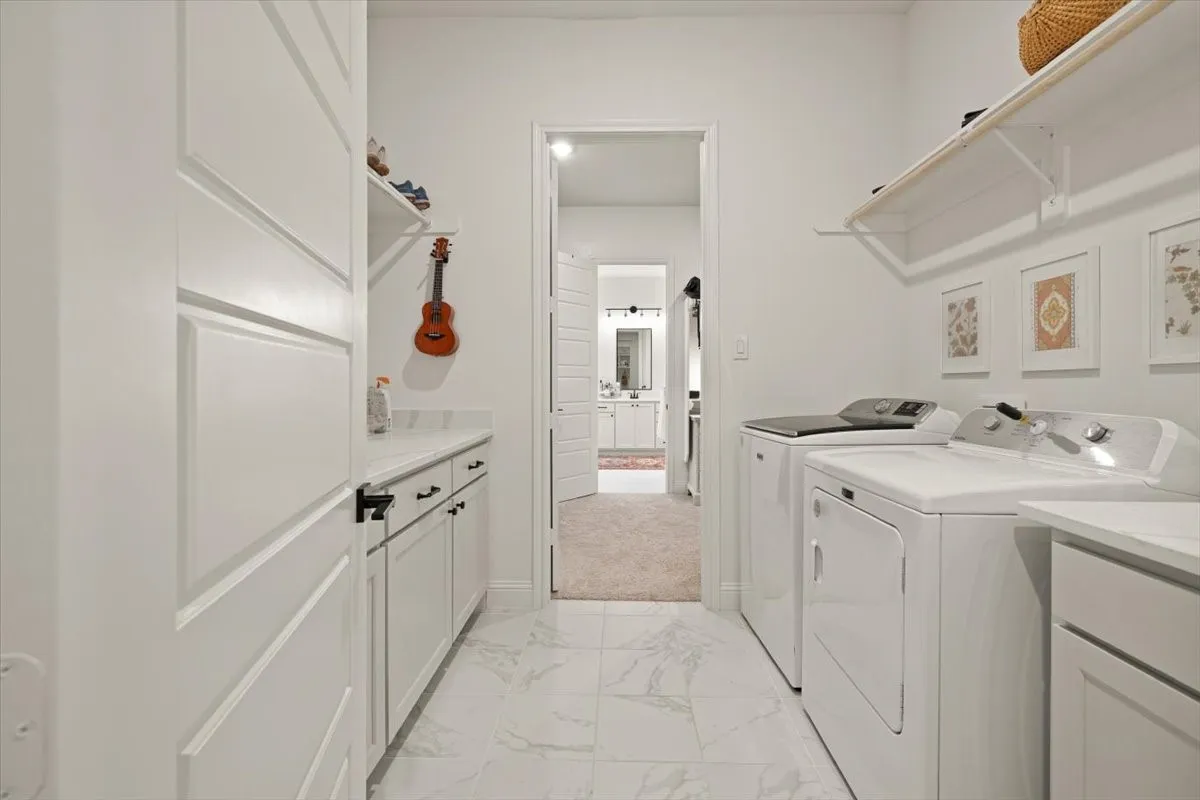 Single Family Residence For Sale in Parker County , 1028 Gatlin Circle, Springtown, Texas 76082, 3 Bedroom, 3 Bathroom, 4 Garage spaces, 2,365 Sqft, built in 2023, mls#21340443, Real Estate Agent in Springtown, Homes For Sale in Parker county, Homes For Sale in Springtown, Realtor in Springtown Texas, Real Estate Brokerage Independent Realty Texas, Luminita Cordes Realtor