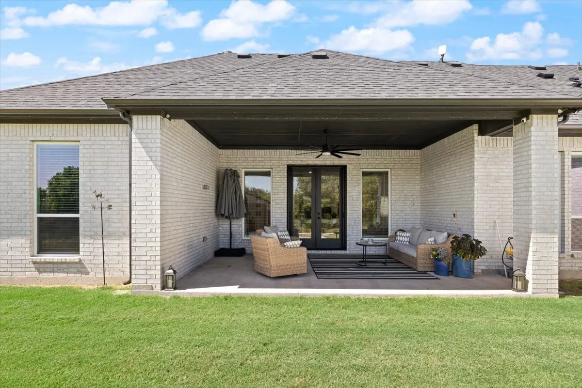 Single Family Residence For Sale in Parker County , 1028 Gatlin Circle, Springtown, Texas 76082, 3 Bedroom, 3 Bathroom, 4 Garage spaces, 2,365 Sqft, built in 2023, mls#21340443, Real Estate Agent in Springtown, Homes For Sale in Parker county, Homes For Sale in Springtown, Realtor in Springtown Texas, Real Estate Brokerage Independent Realty Texas, Luminita Cordes Realtor