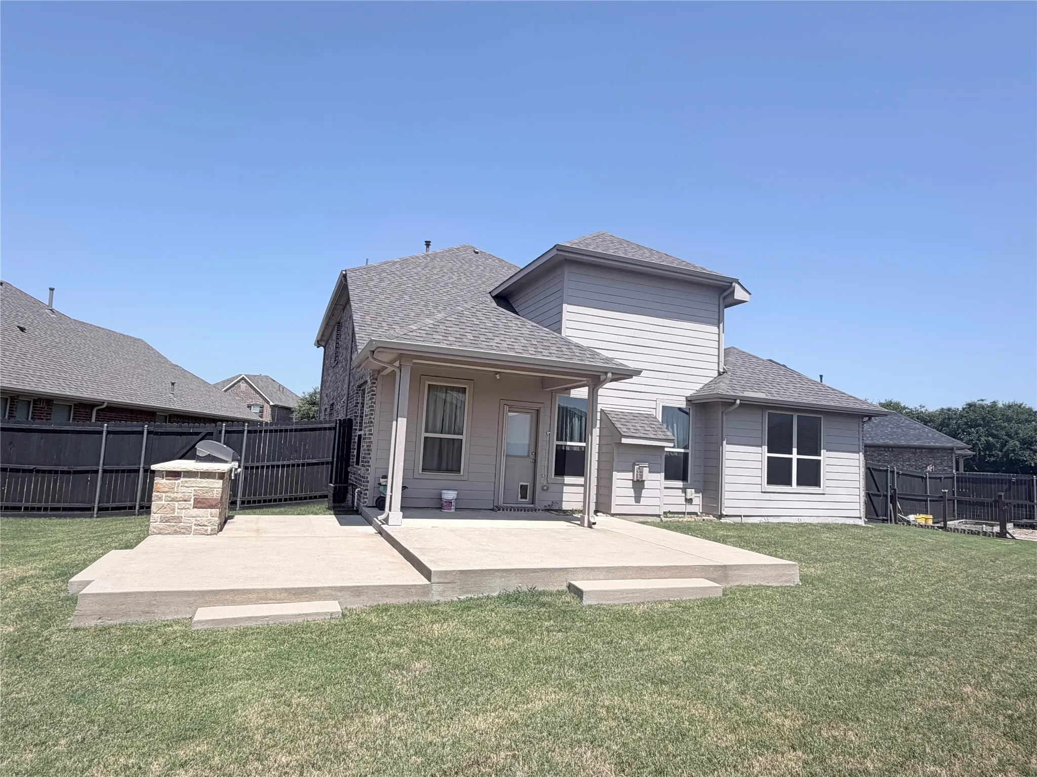 Single Family Residence For Sale in Denton County , 2808 Bird Creek Court, Little Elm, Texas 75068, 4 Bedroom, 3 Bathroom, 2 Garage spaces, 2,691 Sqft, built in 2017, mls#21339041, Real Estate Agent in Little Elm, Homes For Sale in Denton county, Homes For Sale in Little Elm, Realtor in Little Elm Texas, Real Estate Brokerage Independent Realty Texas, Luminita Cordes Realtor