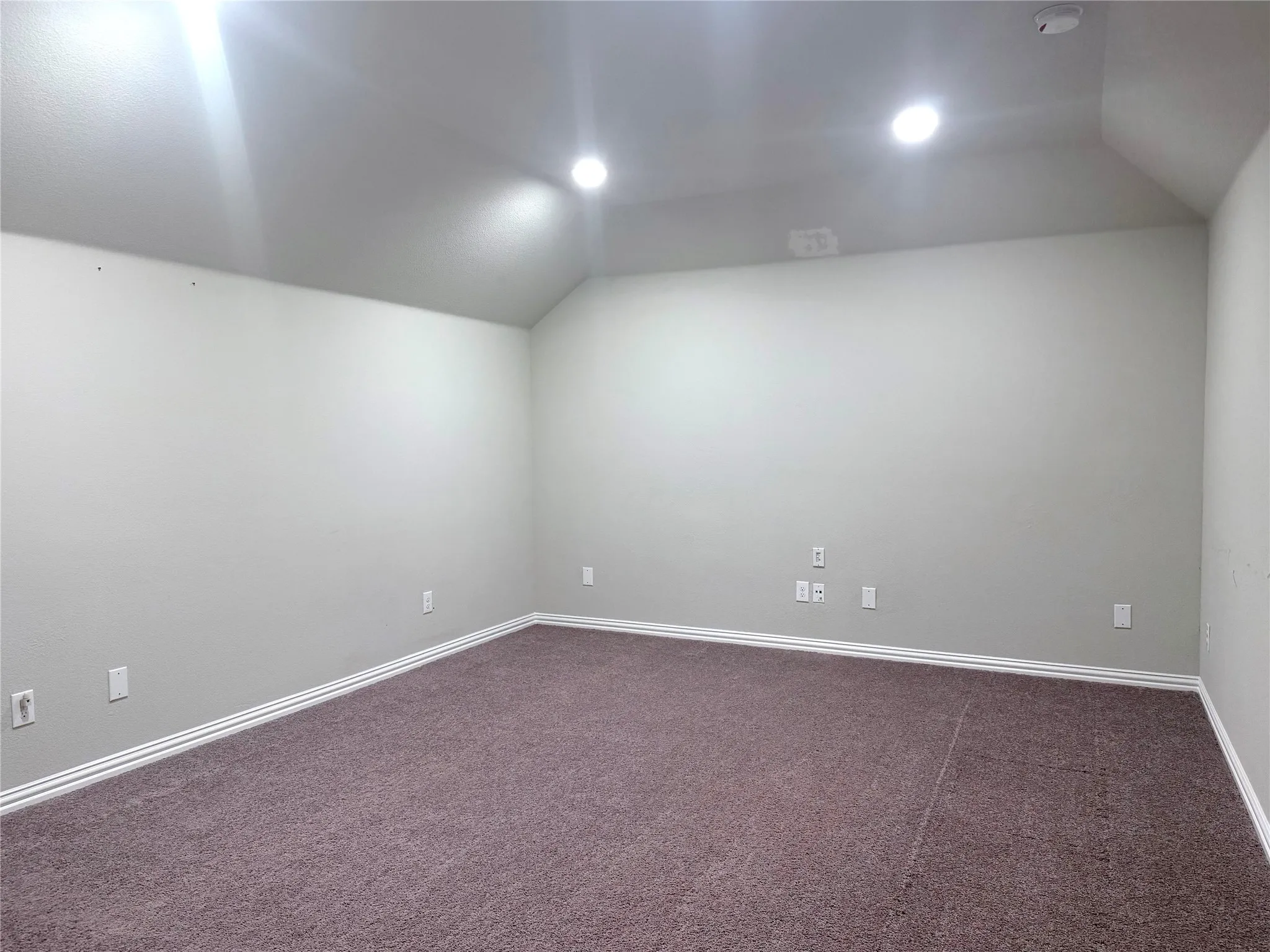 Single Family Residence For Sale in Denton County , 2808 Bird Creek Court, Little Elm, Texas 75068, 4 Bedroom, 3 Bathroom, 2 Garage spaces, 2,691 Sqft, built in 2017, mls#21339041, Real Estate Agent in Little Elm, Homes For Sale in Denton county, Homes For Sale in Little Elm, Realtor in Little Elm Texas, Real Estate Brokerage Independent Realty Texas, Luminita Cordes Realtor