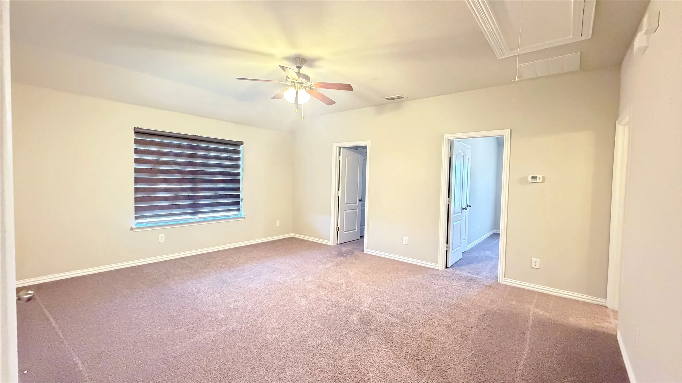 Single Family Residence For Sale in Denton County , 2808 Bird Creek Court, Little Elm, Texas 75068, 4 Bedroom, 3 Bathroom, 2 Garage spaces, 2,691 Sqft, built in 2017, mls#21339041, Real Estate Agent in Little Elm, Homes For Sale in Denton county, Homes For Sale in Little Elm, Realtor in Little Elm Texas, Real Estate Brokerage Independent Realty Texas, Luminita Cordes Realtor