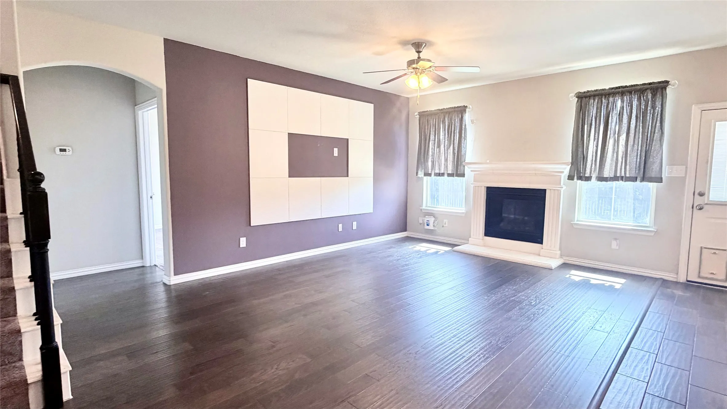Single Family Residence For Sale in Denton County , 2808 Bird Creek Court, Little Elm, Texas 75068, 4 Bedroom, 3 Bathroom, 2 Garage spaces, 2,691 Sqft, built in 2017, mls#21339041, Real Estate Agent in Little Elm, Homes For Sale in Denton county, Homes For Sale in Little Elm, Realtor in Little Elm Texas, Real Estate Brokerage Independent Realty Texas, Luminita Cordes Realtor