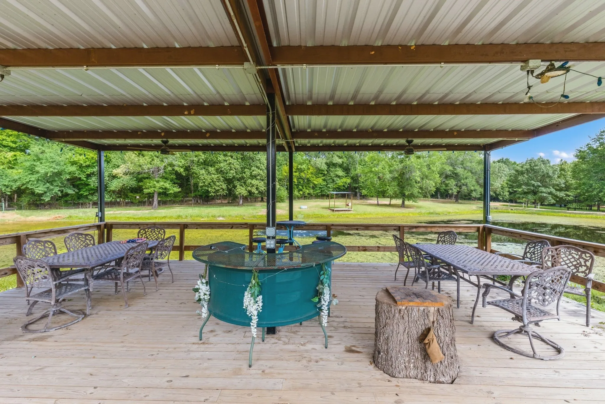 Business For Sale in Rains County , 660 Rs County Road 3325, Emory, Texas 75440, 0, 0, Garage spaces, 0 Sqft, built in 1997, mls#21340435, Real Estate Agent in Emory, Homes For Sale in Rains county, Homes For Sale in Emory, Realtor in Emory Texas, Real Estate Brokerage Independent Realty Texas, Luminita Cordes Realtor