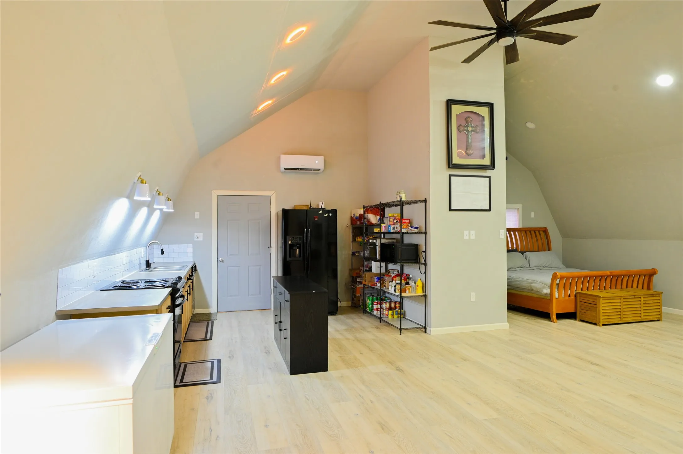 Farm For Sale in Bosque County , 2275 County Road 4185, Meridian, Texas 76665, 1 Bedroom, 1 Bathroom, Garage spaces, 1,200 Sqft, built in 2020, Price $295,000, mls#21340463, Real Estate Agent in Meridian, Homes For Sale in Bosque county, Homes For Sale in Meridian, Realtor in Meridian Texas, Real Estate Brokerage Independent Realty Texas, Luminita Cordes Realtor