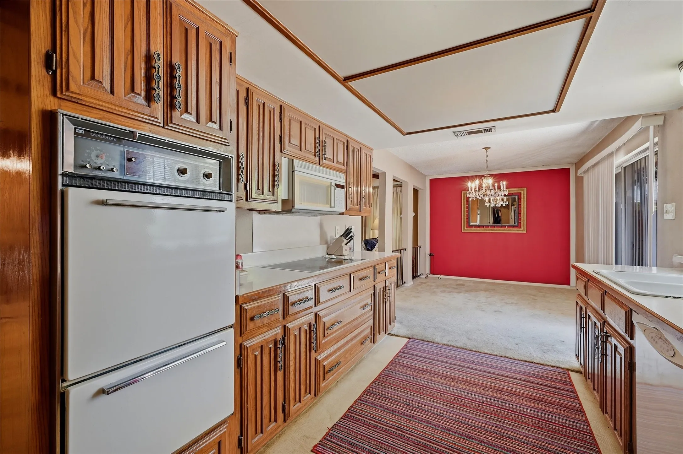 Single Family Residence For Sale in Dallas County , 4115 Greenway Drive, Garland, Texas 75041, 3 Bedrooms, 2 Bathrooms, 2 Garage spaces, 2,030 Sqft, built in 1974, Price $240,000, mls#21340425, Real Estate Agent in Garland, Homes For Sale in Dallas county, Homes For Sale in Garland, Realtor in Garland Texas, Real Estate Brokerage Independent Realty Texas, Luminita Cordes Realtor
