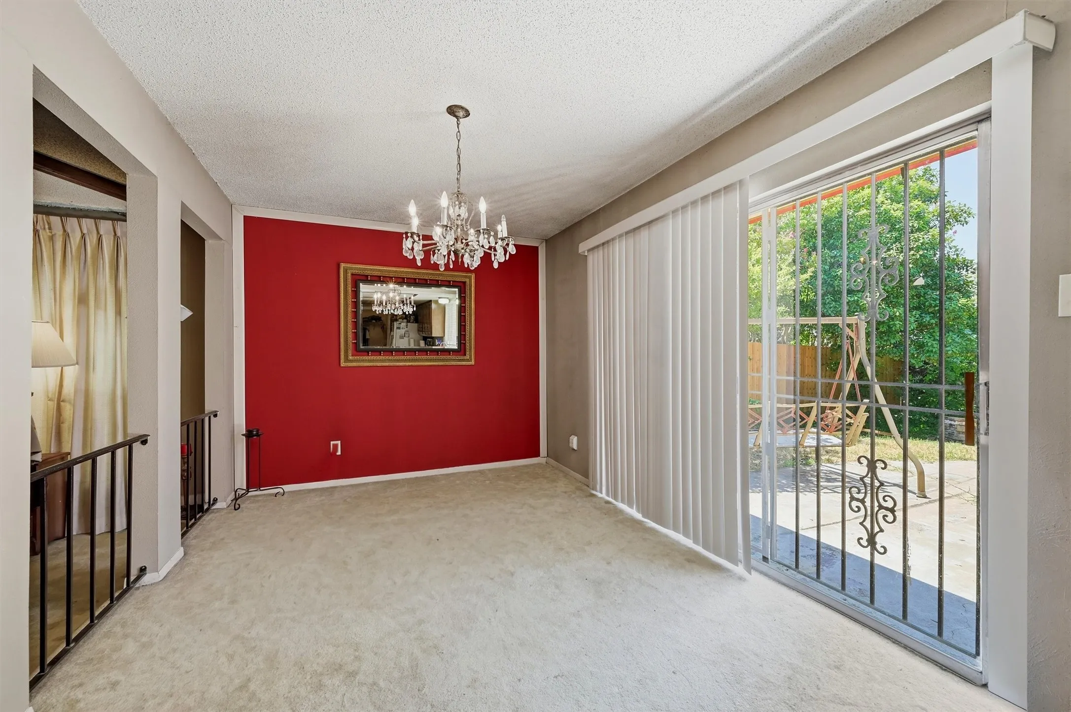 Single Family Residence For Sale in Dallas County , 4115 Greenway Drive, Garland, Texas 75041, 3 Bedrooms, 2 Bathrooms, 2 Garage spaces, 2,030 Sqft, built in 1974, Price $240,000, mls#21340425, Real Estate Agent in Garland, Homes For Sale in Dallas county, Homes For Sale in Garland, Realtor in Garland Texas, Real Estate Brokerage Independent Realty Texas, Luminita Cordes Realtor