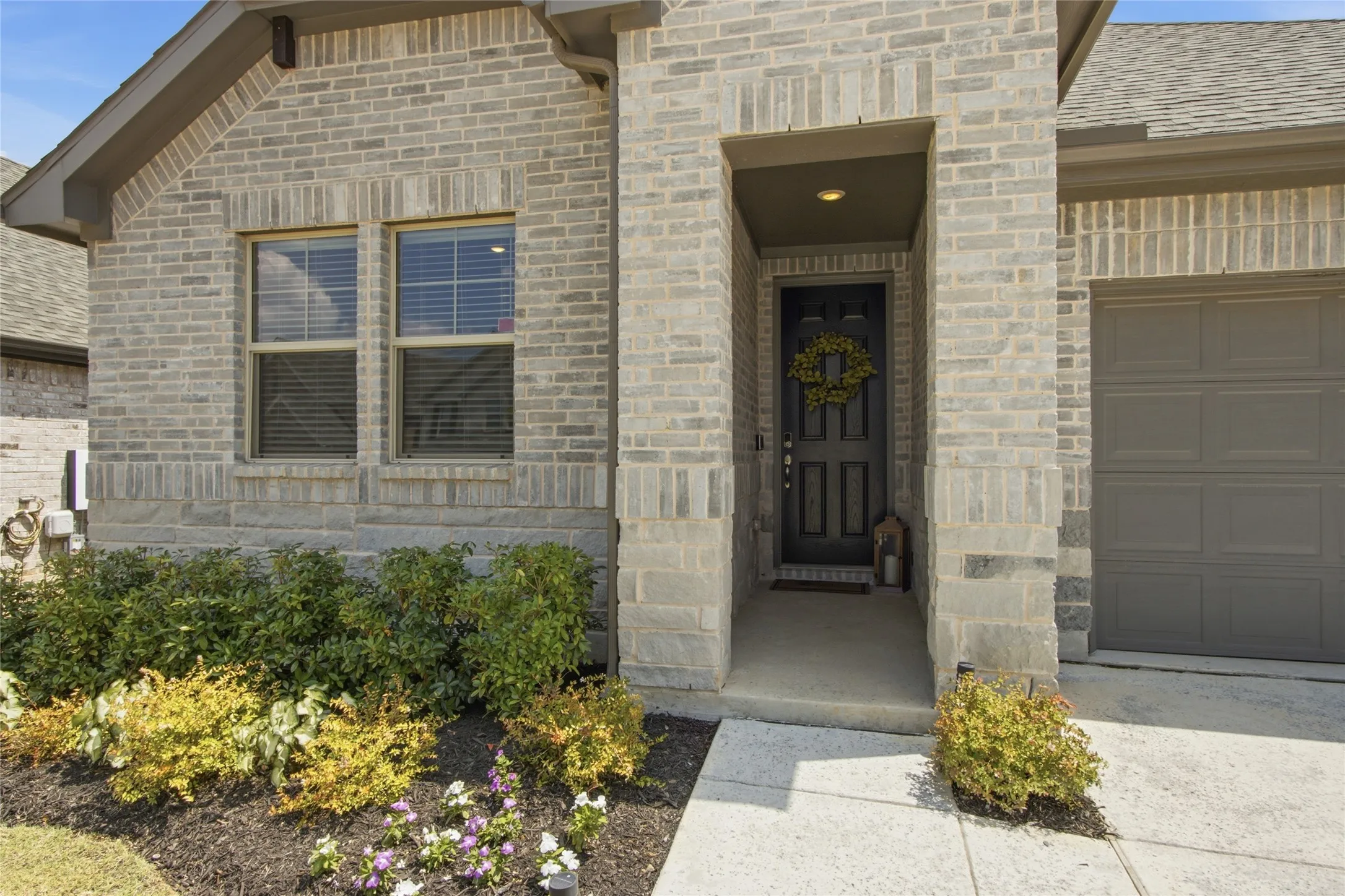 Single Family Residence For Sale in Denton County , 2724 Acadia Drive, Corinth, Texas 76210, 4 Bedroom, 3 Bathroom, 2 Garage spaces, 2,077 Sqft, built in 2023, mls#21340415, Real Estate Agent in Corinth, Homes For Sale in Denton county, Homes For Sale in Corinth, Realtor in Corinth Texas, Real Estate Brokerage Independent Realty Texas, Luminita Cordes Realtor