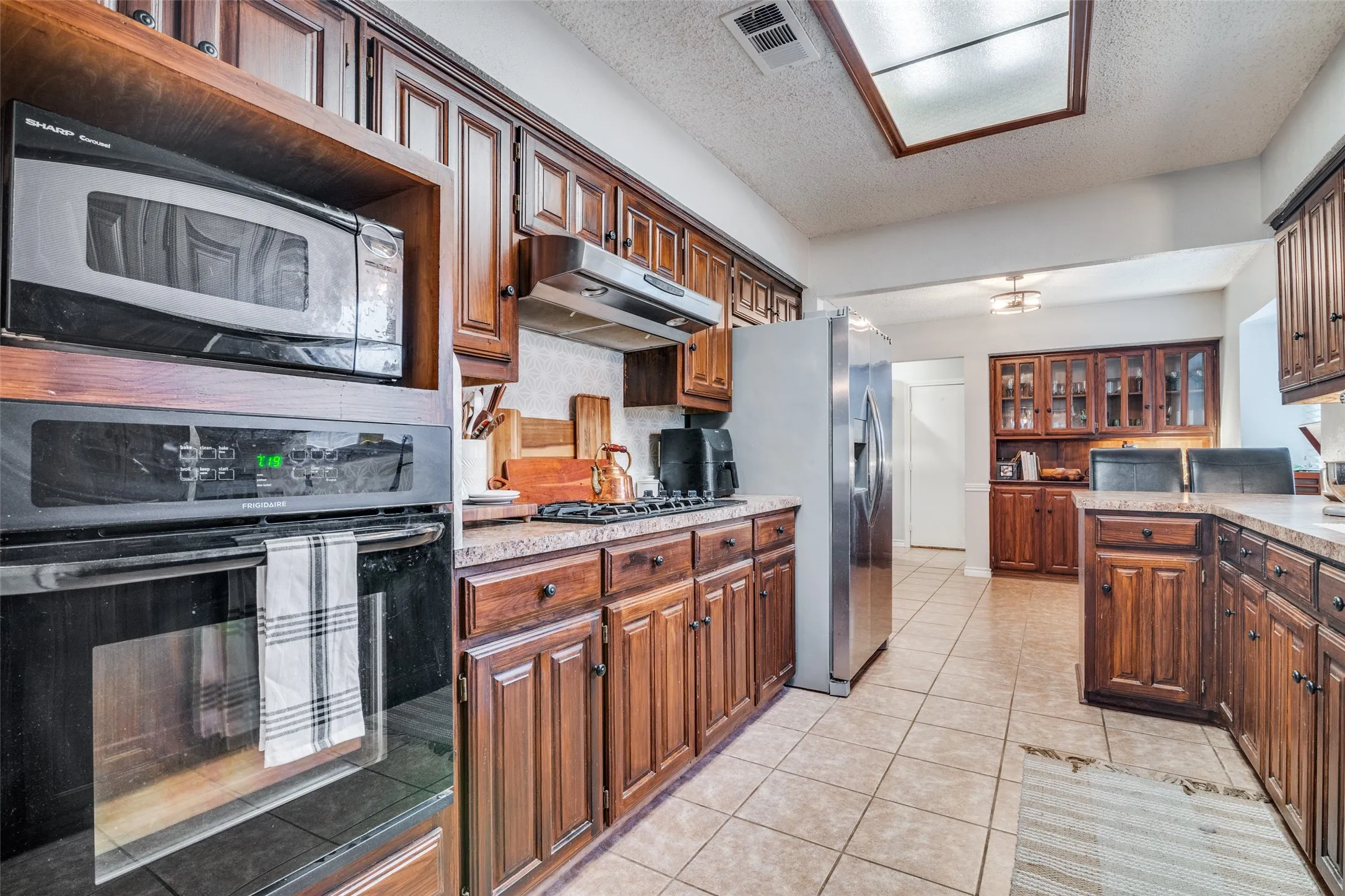 Single Family Residence For Sale in Collin County , 708 Stoneybrook Drive, Wylie, Texas 75098, 3 Bedroom, 2 Bathroom, 2 Garage spaces, 1,700 Sqft, built in 1986, mls#21340465, Real Estate Agent in Wylie, Homes For Sale in Collin county, Homes For Sale in Wylie, Realtor in Wylie Texas, Real Estate Brokerage Independent Realty Texas, Luminita Cordes Realtor