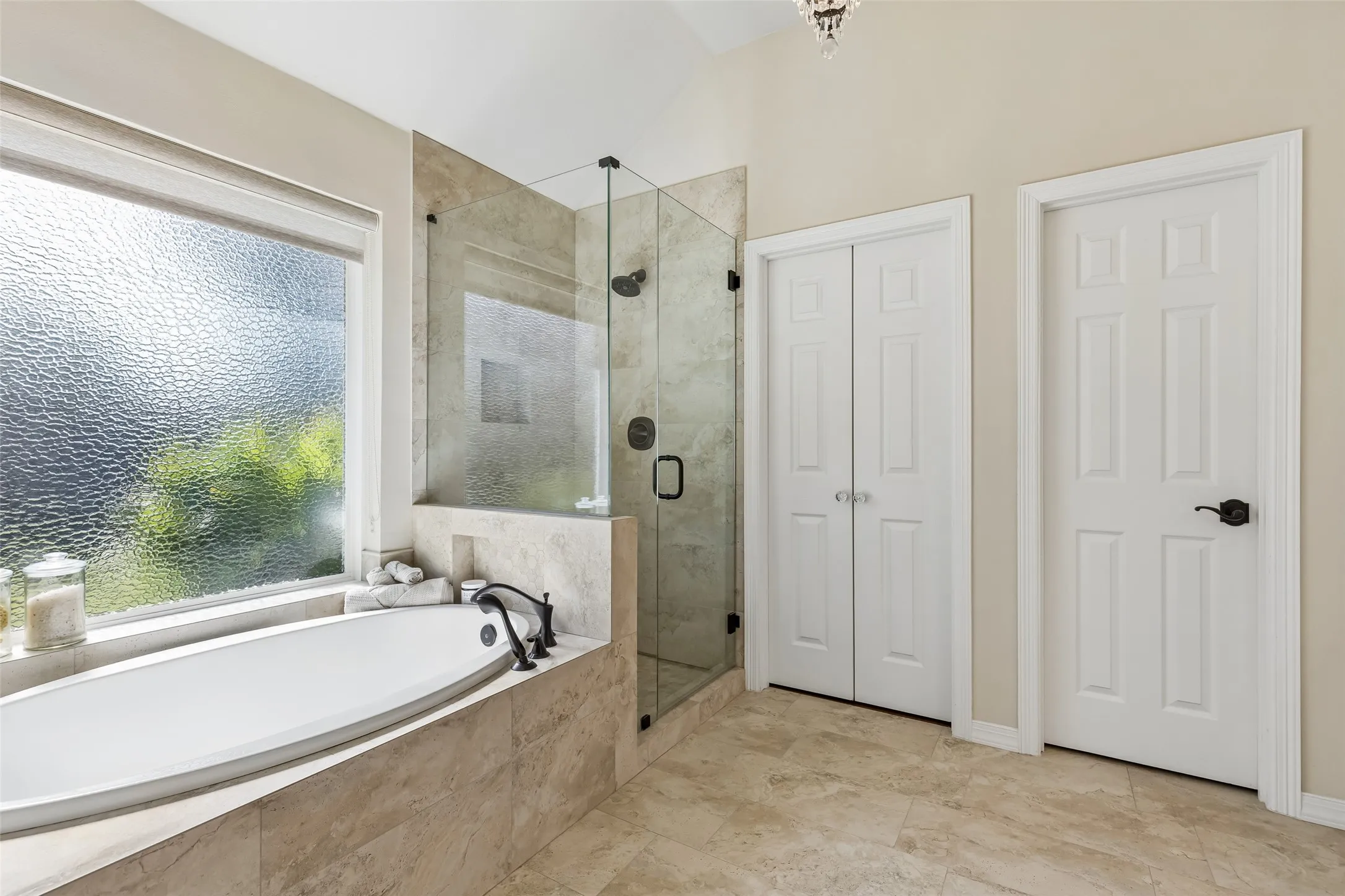 Single Family Residence For Sale in Collin County , 4182 Midrose Trail, Dallas, Texas 75287, 3 Bedroom, 2 Bathroom, 2 Garage spaces, 1,739 Sqft, built in 1997, mls#21333131, Real Estate Agent in Dallas, Homes For Sale in Collin county, Homes For Sale in Dallas, Realtor in Dallas Texas, Real Estate Brokerage Independent Realty Texas, Luminita Cordes Realtor