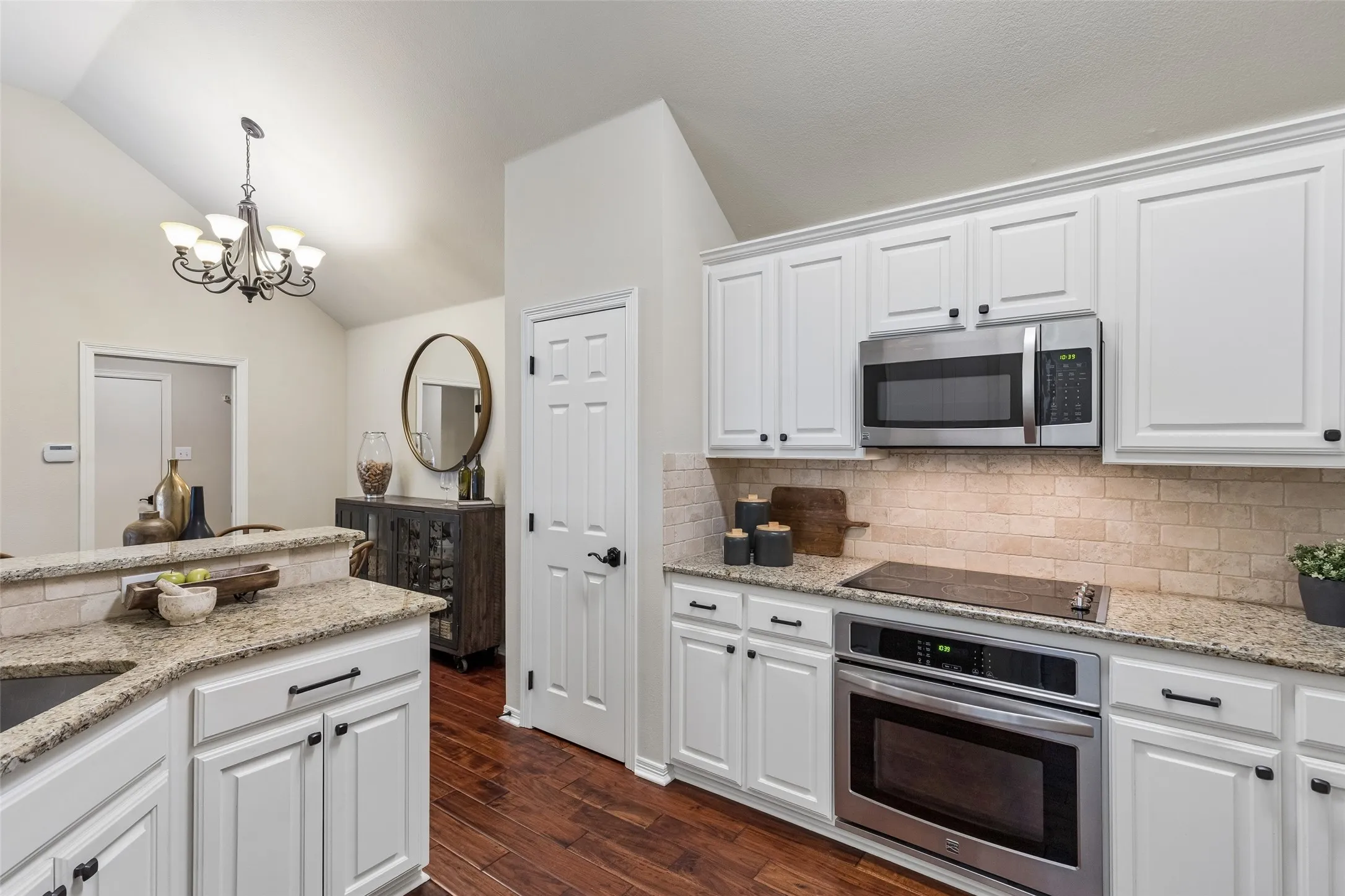 Single Family Residence For Sale in Collin County , 4182 Midrose Trail, Dallas, Texas 75287, 3 Bedroom, 2 Bathroom, 2 Garage spaces, 1,739 Sqft, built in 1997, mls#21333131, Real Estate Agent in Dallas, Homes For Sale in Collin county, Homes For Sale in Dallas, Realtor in Dallas Texas, Real Estate Brokerage Independent Realty Texas, Luminita Cordes Realtor