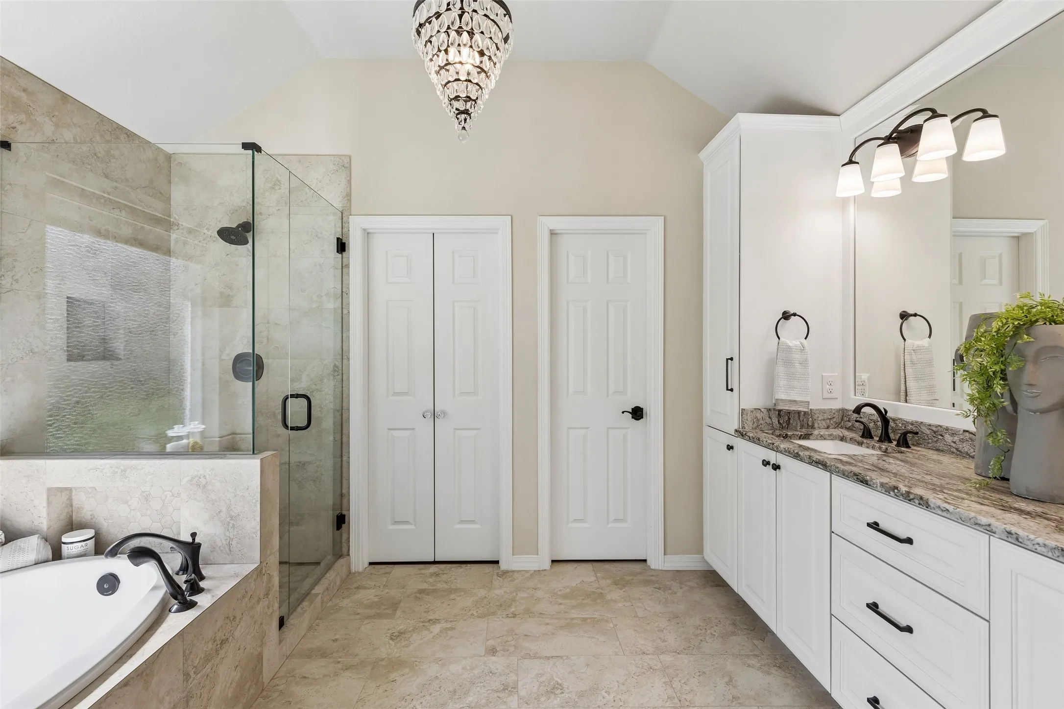 Single Family Residence For Sale in Collin County , 4182 Midrose Trail, Dallas, Texas 75287, 3 Bedroom, 2 Bathroom, 2 Garage spaces, 1,739 Sqft, built in 1997, mls#21333131, Real Estate Agent in Dallas, Homes For Sale in Collin county, Homes For Sale in Dallas, Realtor in Dallas Texas, Real Estate Brokerage Independent Realty Texas, Luminita Cordes Realtor