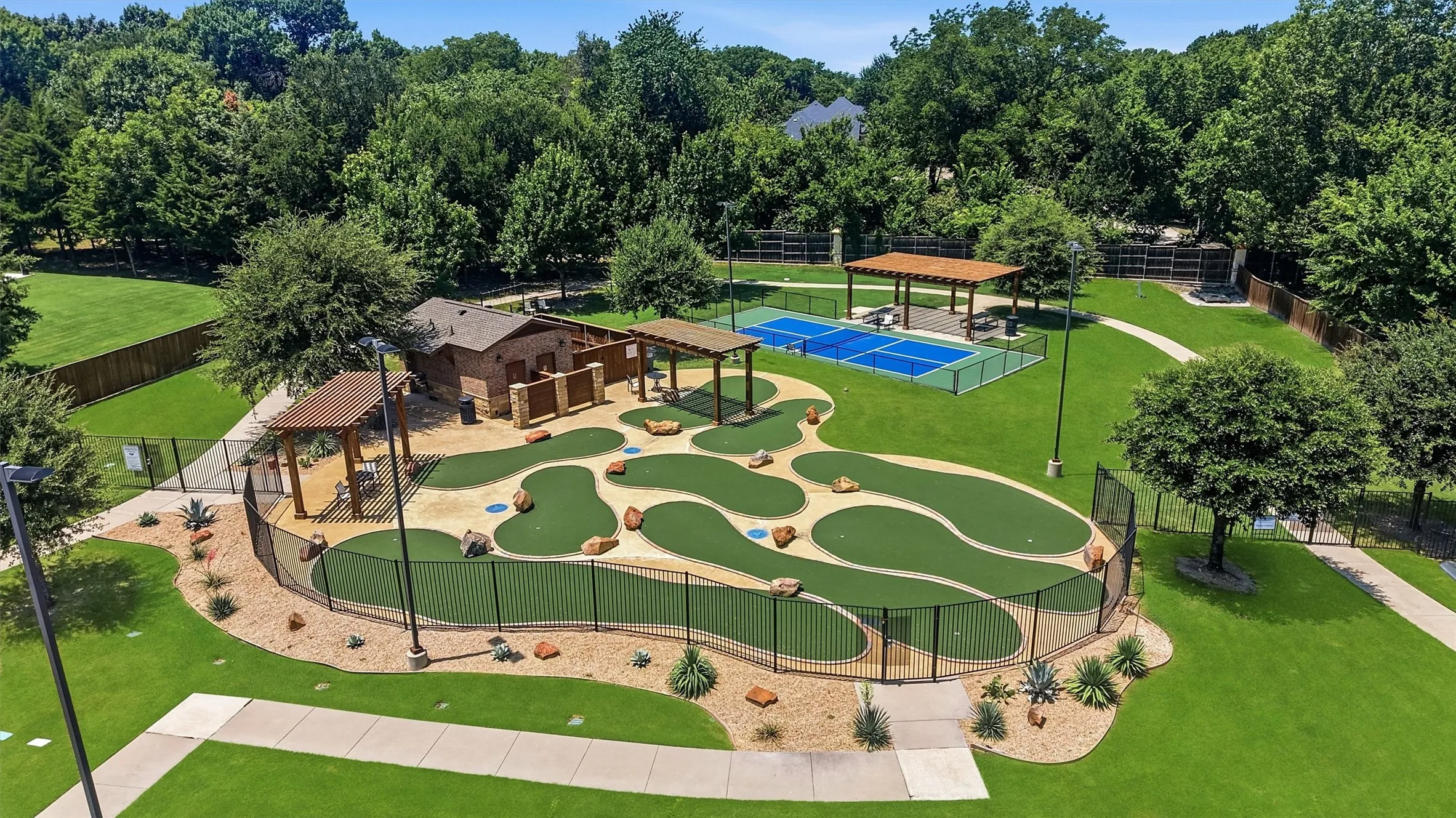 Single Family Residence For Sale in Collin County , 1217 Gibson Drive, Melissa, Texas 75454, 3 Bedroom, 2 Bathroom, 2 Garage spaces, 1,873 Sqft, built in 2019, mls#21339453, Real Estate Agent in Melissa, Homes For Sale in Collin county, Homes For Sale in Melissa, Realtor in Melissa Texas, Real Estate Brokerage Independent Realty Texas, Luminita Cordes Realtor