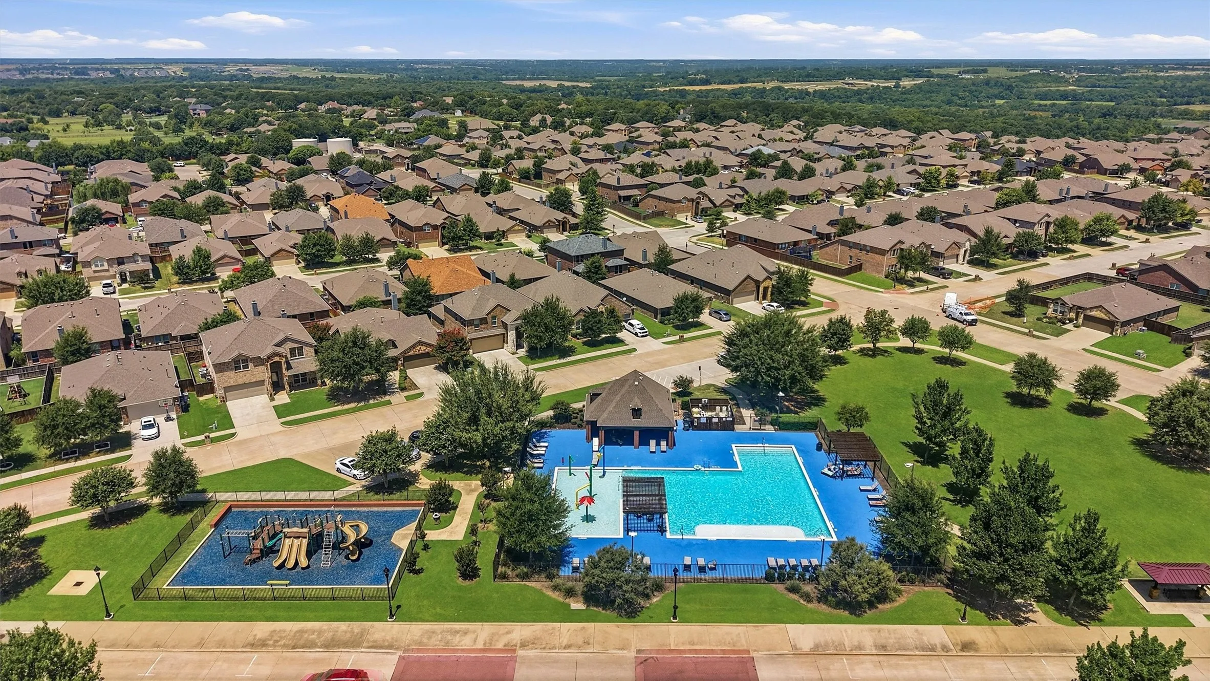 Single Family Residence For Sale in Collin County , 1217 Gibson Drive, Melissa, Texas 75454, 3 Bedroom, 2 Bathroom, 2 Garage spaces, 1,873 Sqft, built in 2019, mls#21339453, Real Estate Agent in Melissa, Homes For Sale in Collin county, Homes For Sale in Melissa, Realtor in Melissa Texas, Real Estate Brokerage Independent Realty Texas, Luminita Cordes Realtor