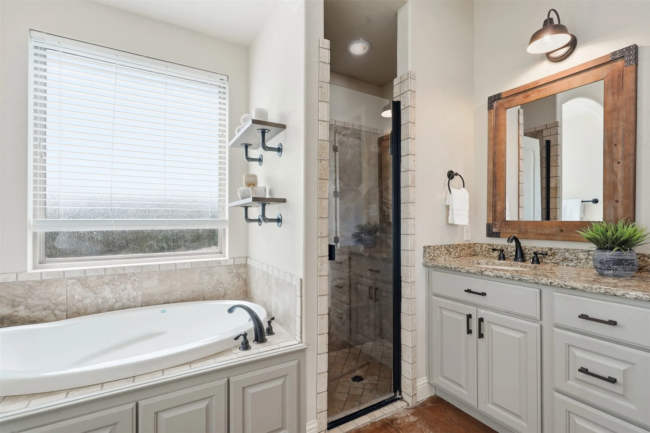 Single Family Residence For Sale in Tarrant County , 12409 Bella Vino Drive, Fort Worth, Texas 76126, 4 Bedroom, 4 Bathroom, 2 Garage spaces, 3,010 Sqft, built in 2012, mls#21337009, Real Estate Agent in Fort Worth, Homes For Sale in Tarrant county, Homes For Sale in Fort Worth, Realtor in Fort Worth Texas, Real Estate Brokerage Independent Realty Texas, Luminita Cordes Realtor