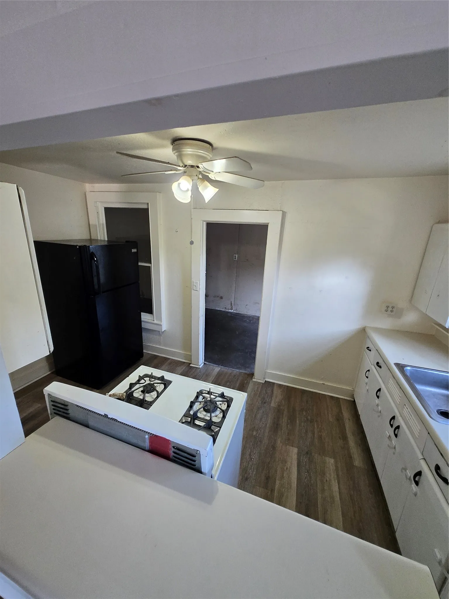 Single Family Residence For Sale in Coleman County , 714 S Commercial Avenue, Coleman, Texas 76834, 2 Bedrooms, 1 Bathroom, 1 Garage spaces, 1,261 Sqft, built in 1950, Price $85,000, mls#21340496, Real Estate Agent in Coleman, Homes For Sale in Coleman county, Homes For Sale in Coleman, Realtor in Coleman Texas, Real Estate Brokerage Independent Realty Texas, Luminita Cordes Realtor