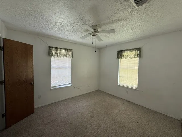 Single Family Residence For Sale in Delta County , 131 SE 7th Street, Cooper, Texas 75432, 3 Bedroom, 2 Bathroom, Garage spaces, 1,665 Sqft, built in 1989, mls#21339478, Real Estate Agent in Cooper, Homes For Sale in Delta county, Homes For Sale in Cooper, Realtor in Cooper Texas, Real Estate Brokerage Independent Realty Texas, Luminita Cordes Realtor