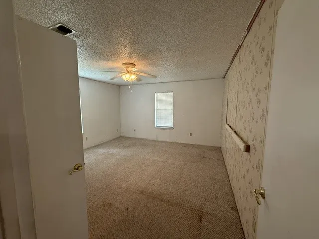 Single Family Residence For Sale in Delta County , 131 SE 7th Street, Cooper, Texas 75432, 3 Bedroom, 2 Bathroom, Garage spaces, 1,665 Sqft, built in 1989, mls#21339478, Real Estate Agent in Cooper, Homes For Sale in Delta county, Homes For Sale in Cooper, Realtor in Cooper Texas, Real Estate Brokerage Independent Realty Texas, Luminita Cordes Realtor