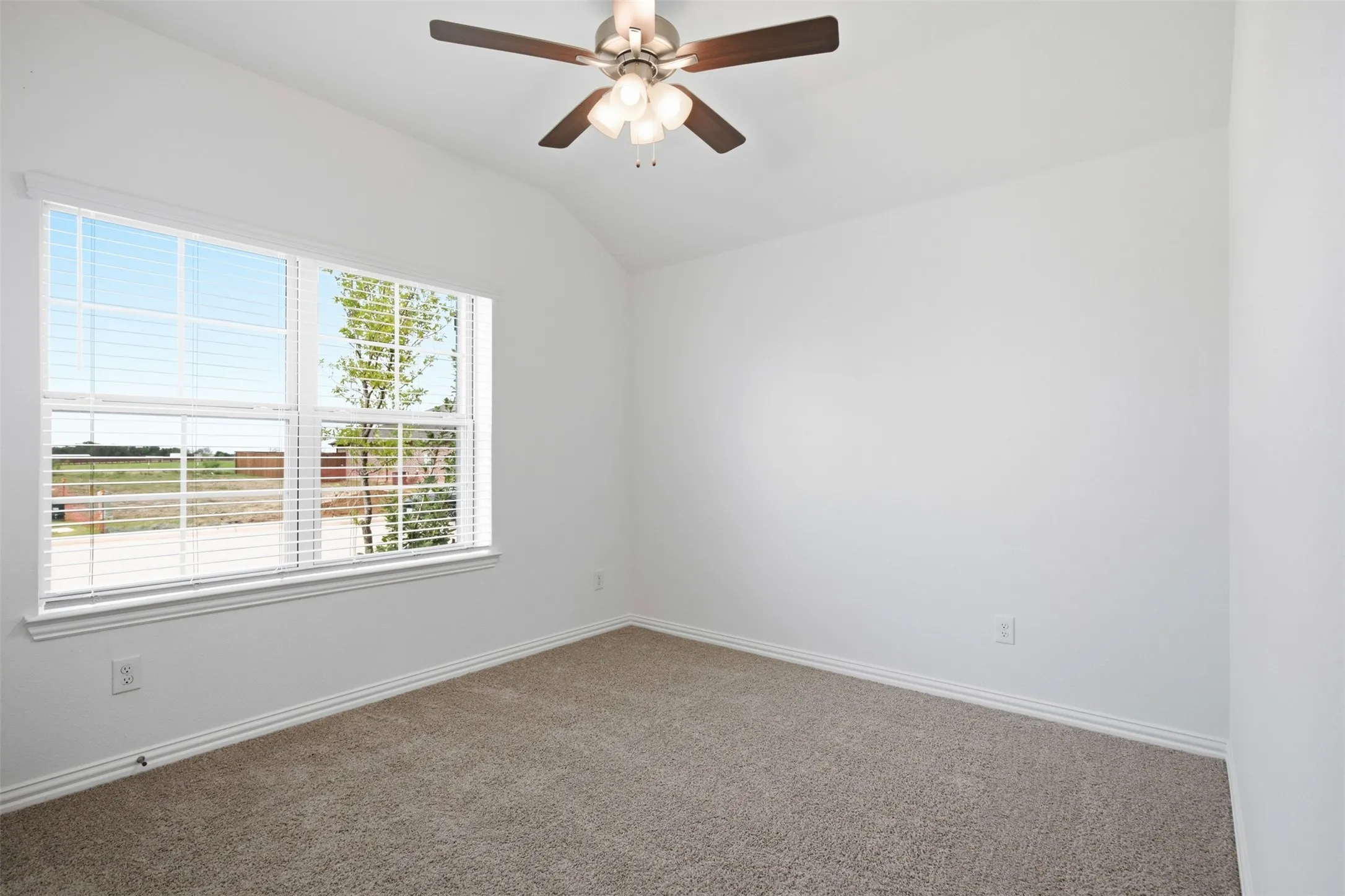 Single Family Residence For Rent in Denton County , 825 Birdie Drive, Little Elm, Texas 75068, 3 Bedroom, 2 Bathroom, 2 Garage spaces, 1,518 Sqft, built in 2026, mls#21340438, Real Estate Agent in Little Elm, Homes For Rent in Denton county, Homes For Rent in Little Elm, Realtor in Little Elm Texas, Real Estate Brokerage Independent Realty Texas, Luminita Cordes Realtor