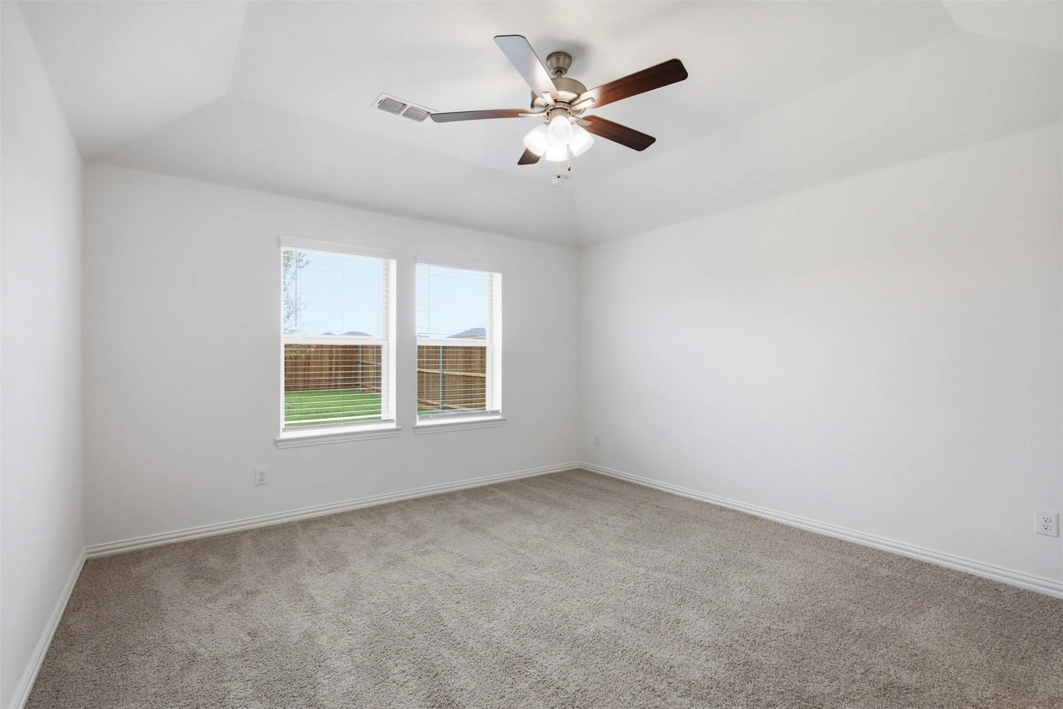 Single Family Residence For Rent in Denton County , 825 Birdie Drive, Little Elm, Texas 75068, 3 Bedroom, 2 Bathroom, 2 Garage spaces, 1,518 Sqft, built in 2026, mls#21340438, Real Estate Agent in Little Elm, Homes For Rent in Denton county, Homes For Rent in Little Elm, Realtor in Little Elm Texas, Real Estate Brokerage Independent Realty Texas, Luminita Cordes Realtor