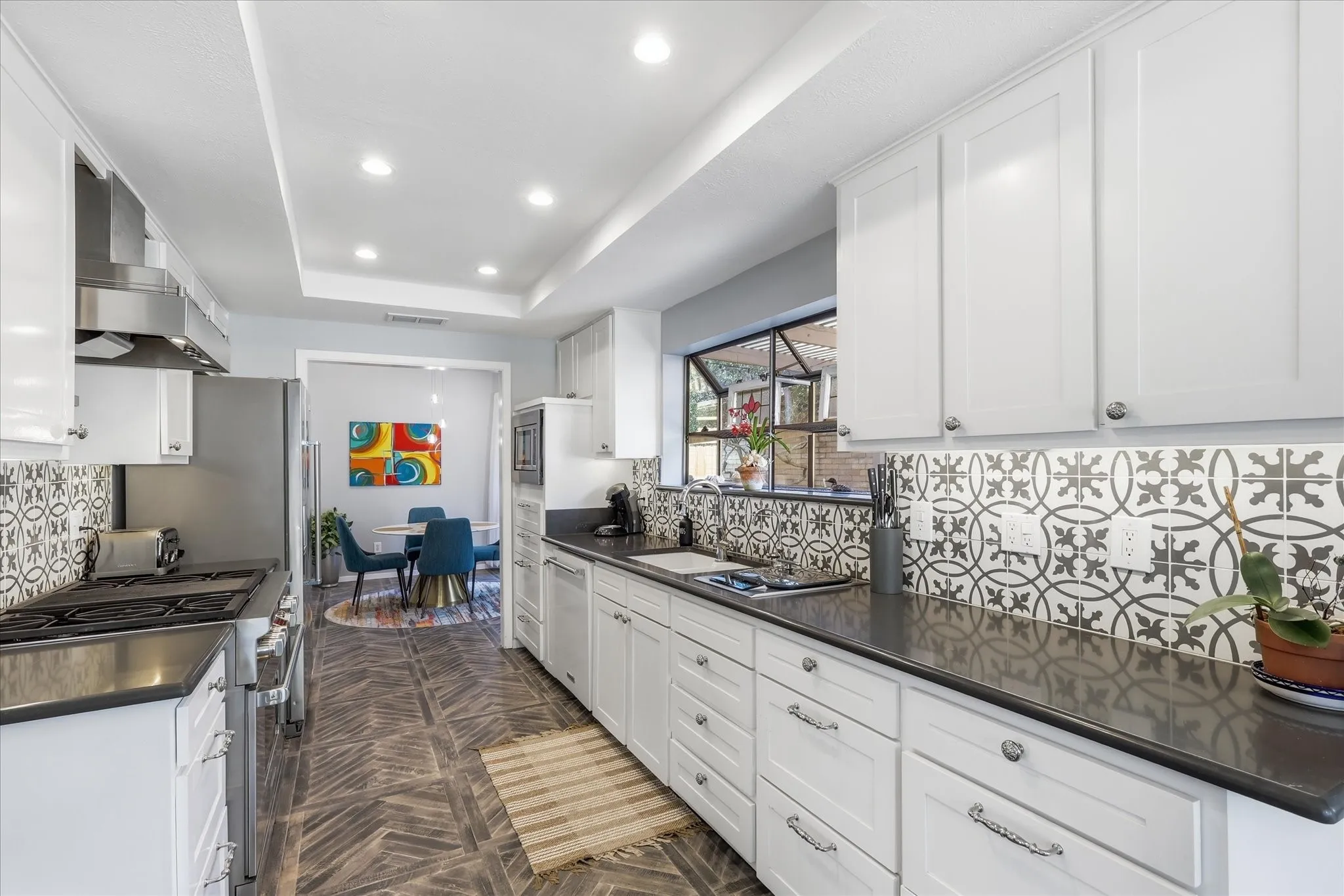 Single Family Residence For Sale in Dallas County , 15614 Ranchita Drive, Dallas, Texas 75248, 2 Bedroom, 2 Bathroom, 2 Garage spaces, 2,184 Sqft, built in 1981, mls#21336137, Real Estate Agent in Dallas, Homes For Sale in Dallas county, Homes For Sale in Dallas, Realtor in Dallas Texas, Real Estate Brokerage Independent Realty Texas, Luminita Cordes Realtor