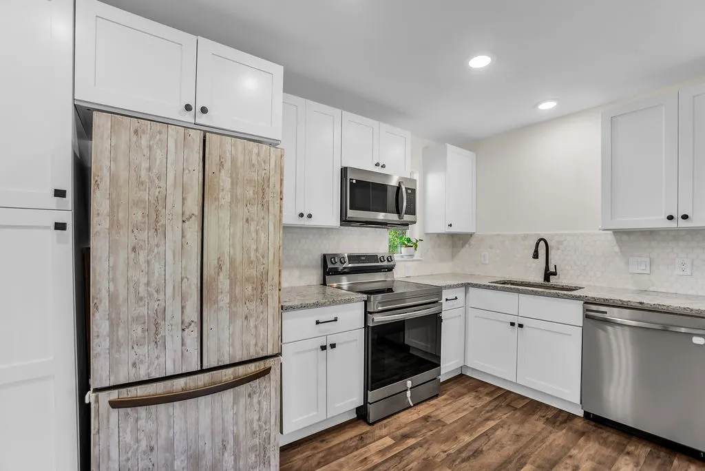 Single Family Residence For Sale in Dallas County , 2705 Brockbank Drive, Irving, Texas 75062, 3 Bedroom, 1 Bathroom, Garage spaces, 1,072 Sqft, built in 1953, mls#21339988, Real Estate Agent in Irving, Homes For Sale in Dallas county, Homes For Sale in Irving, Realtor in Irving Texas, Real Estate Brokerage Independent Realty Texas, Luminita Cordes Realtor